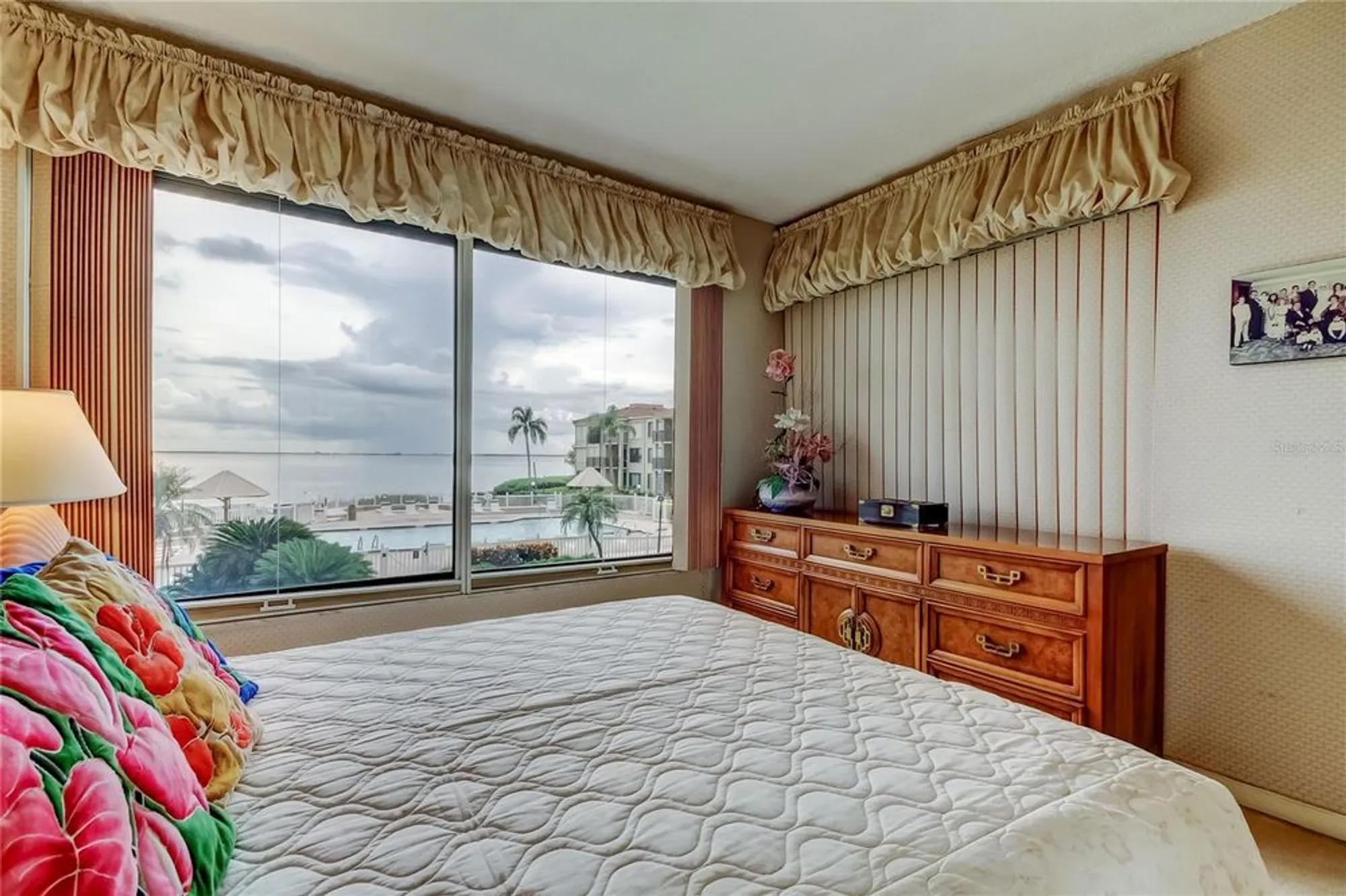 Property Slideshow image 13 of 28 | 6268 palma del mar blvd s apt 213, St Petersburg, FL, 33715