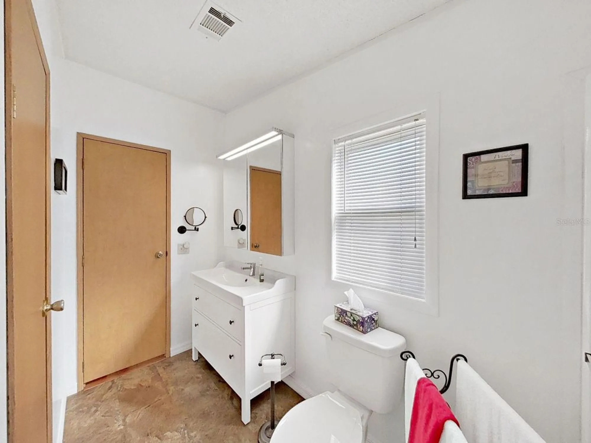 Property Slideshow image 26 of 44 | 1758 fox hill dr, Lakeland, FL, 33810