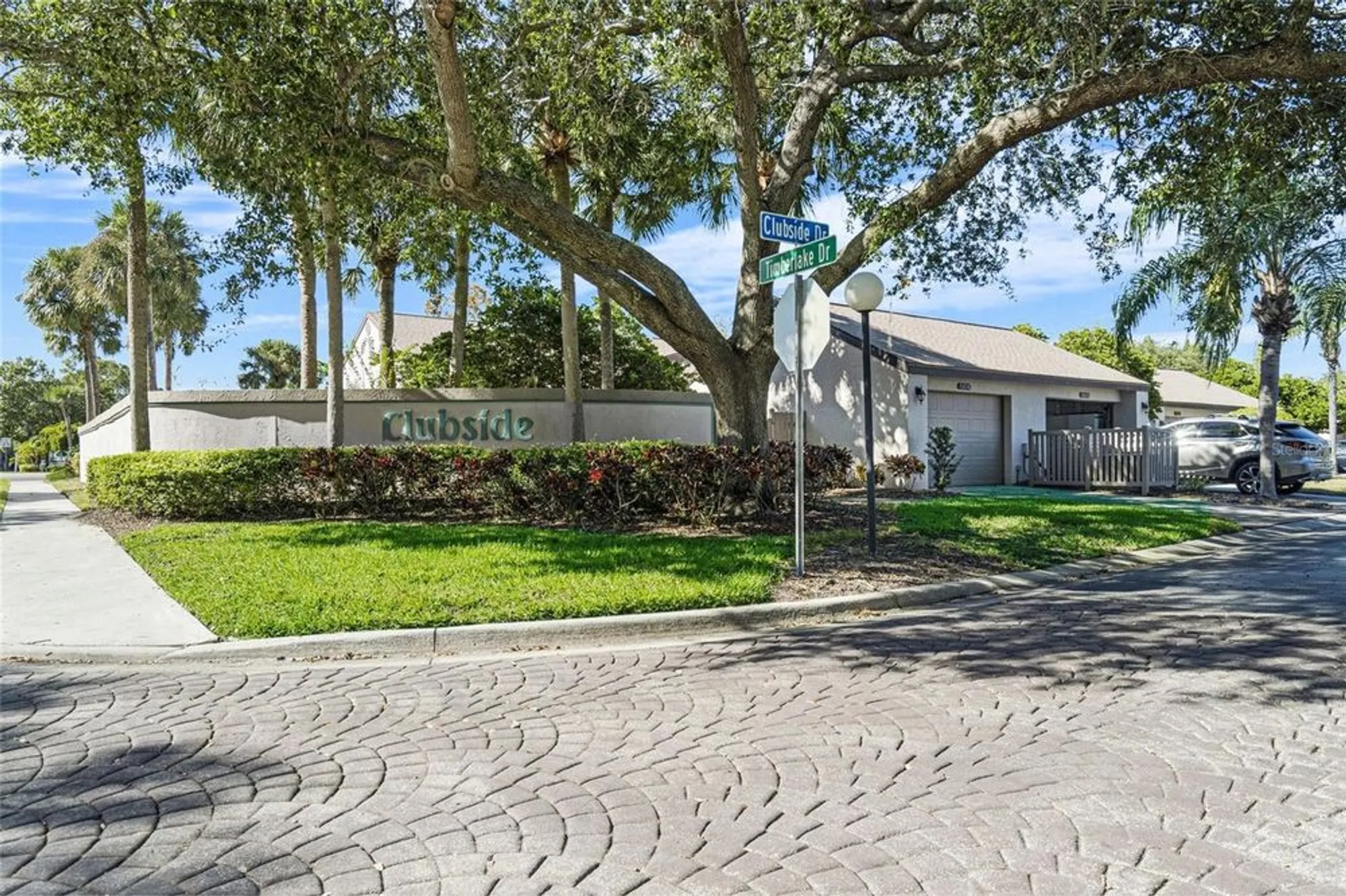 Property Slideshow image 35 of 51 | 5958 clubside dr, Sarasota, FL, 34243