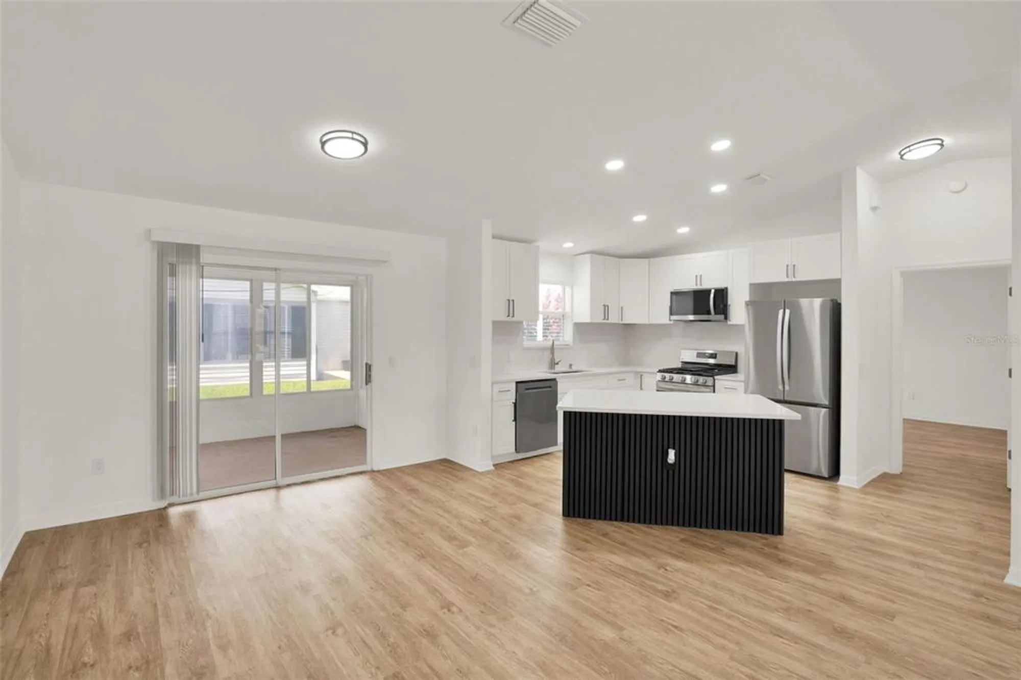 Property Slideshow image 13 of 48 | 766 artesia ave, The Villages, FL, 32162