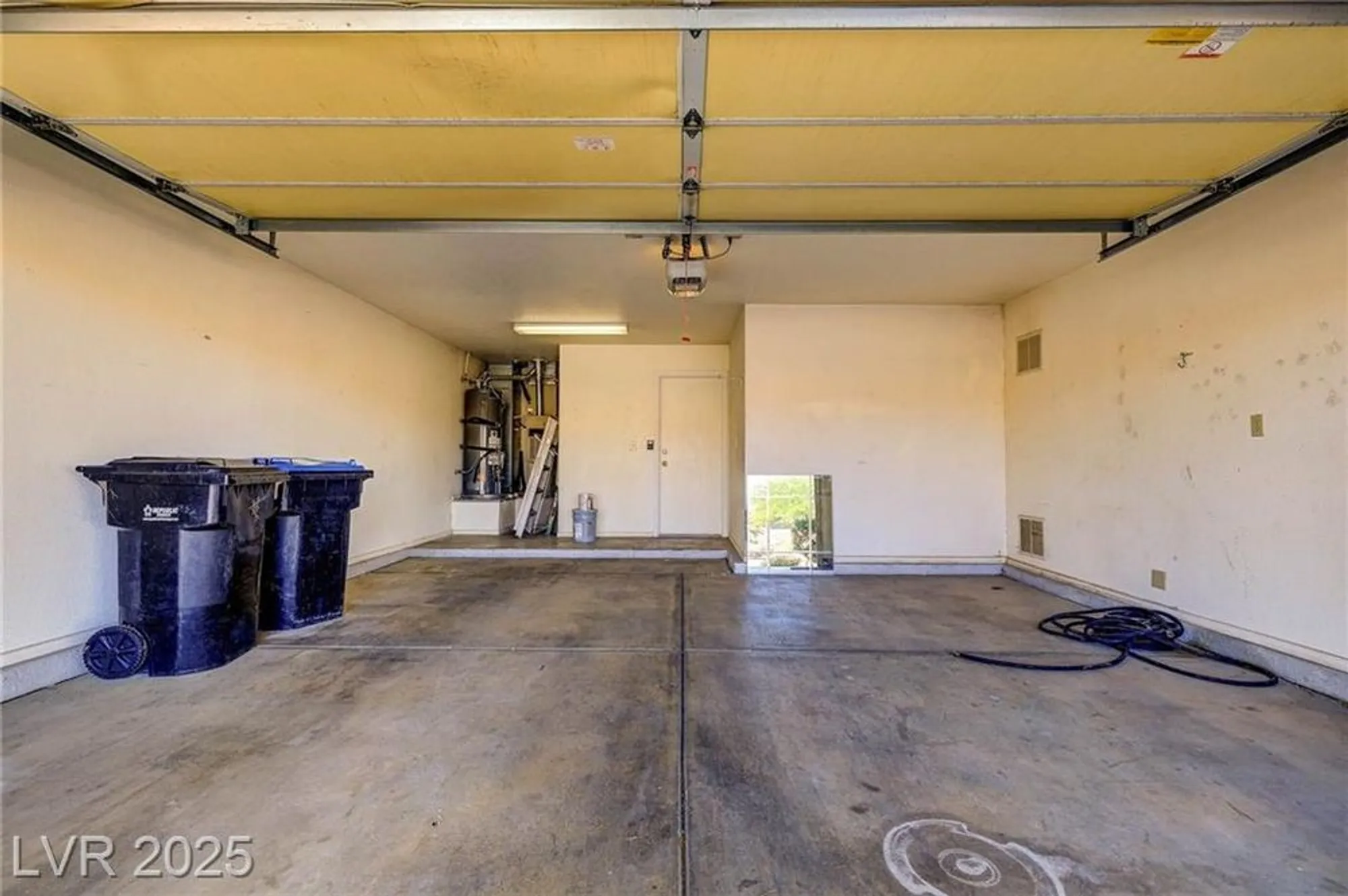 Property Slideshow image 29 of 42 | 2501 showcase dr, Las Vegas, NV, 89134