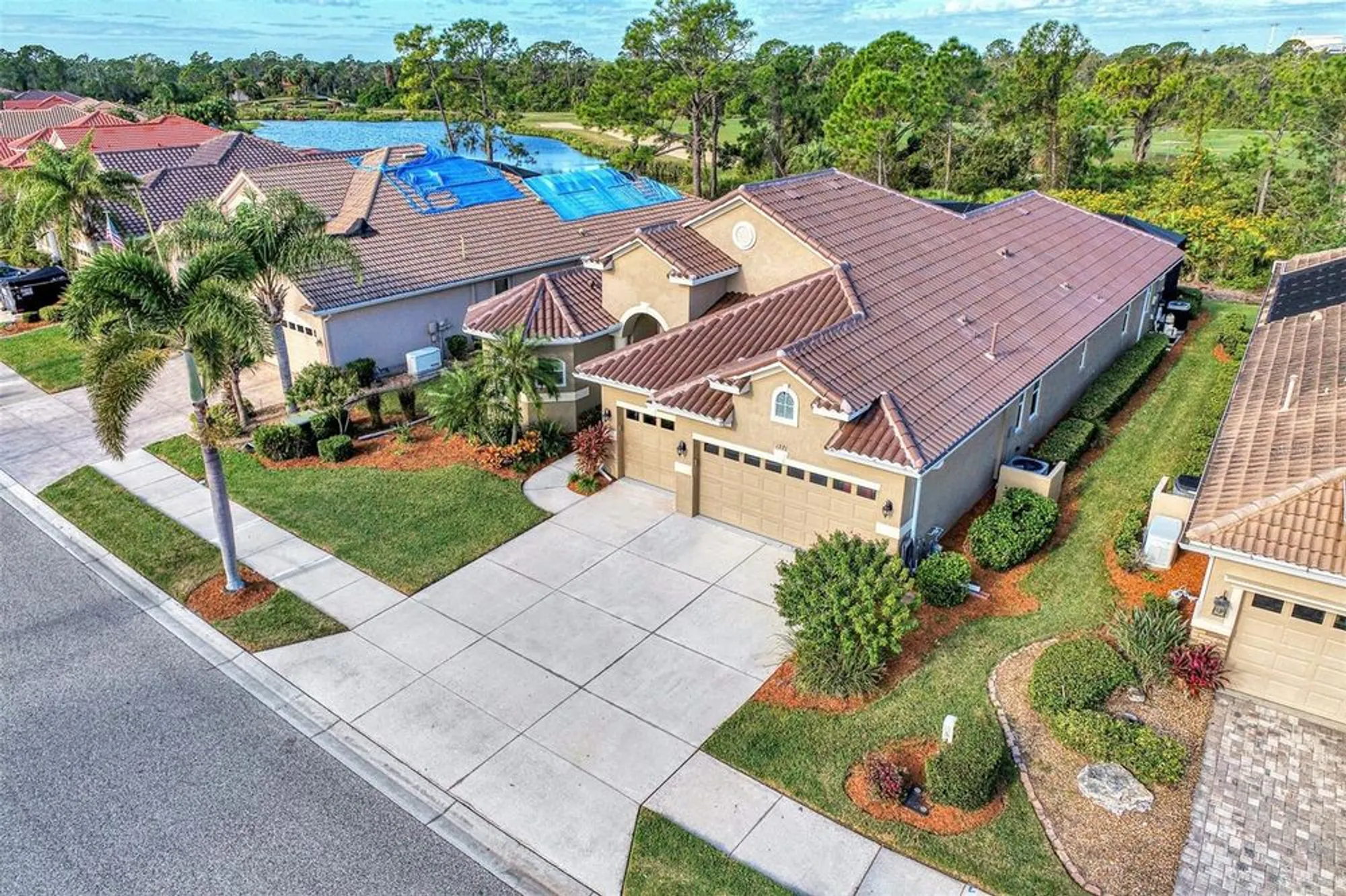 Property Slideshow image 4 of 73 | 1221 creek nine dr, North Port, FL, 34291