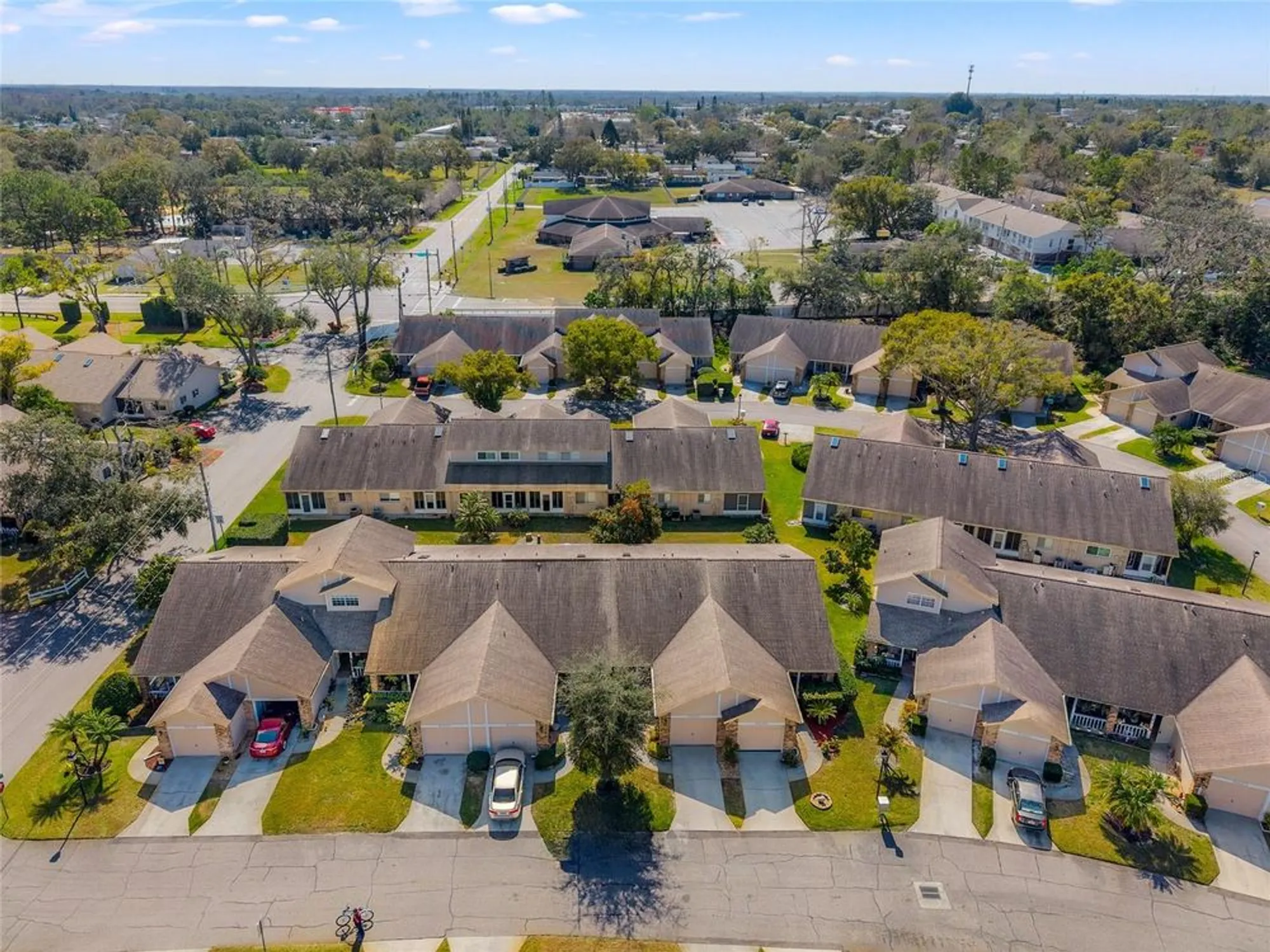 Property Slideshow image 4 of 29 | 6428 thicket trl, New Port Richey, FL, 34653