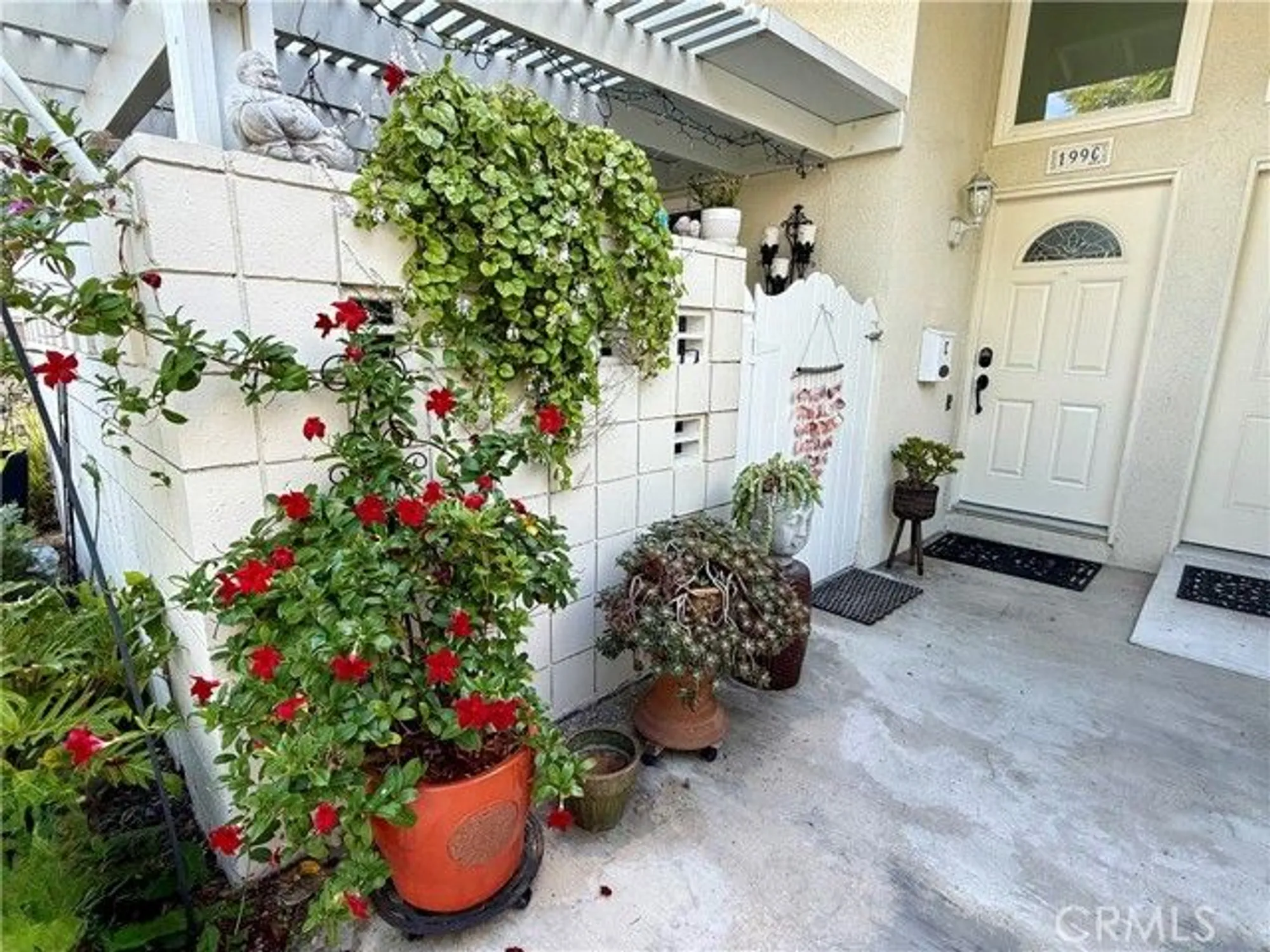 Property Slideshow image 2 of 30 | 199 avenida majorca c, Laguna Woods, CA, 92637