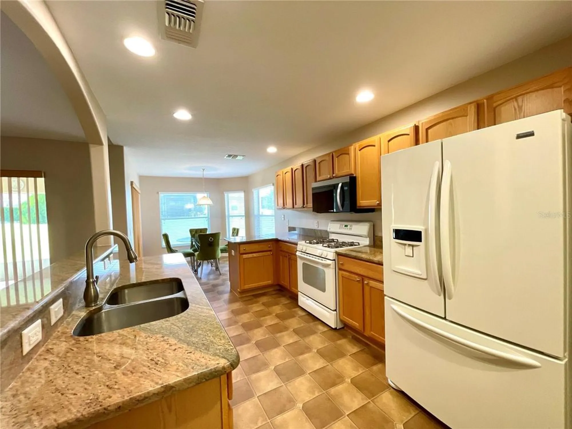 Property Slideshow image 15 of 45 | 1706 sw 156th ln, Ocala, FL, 34473