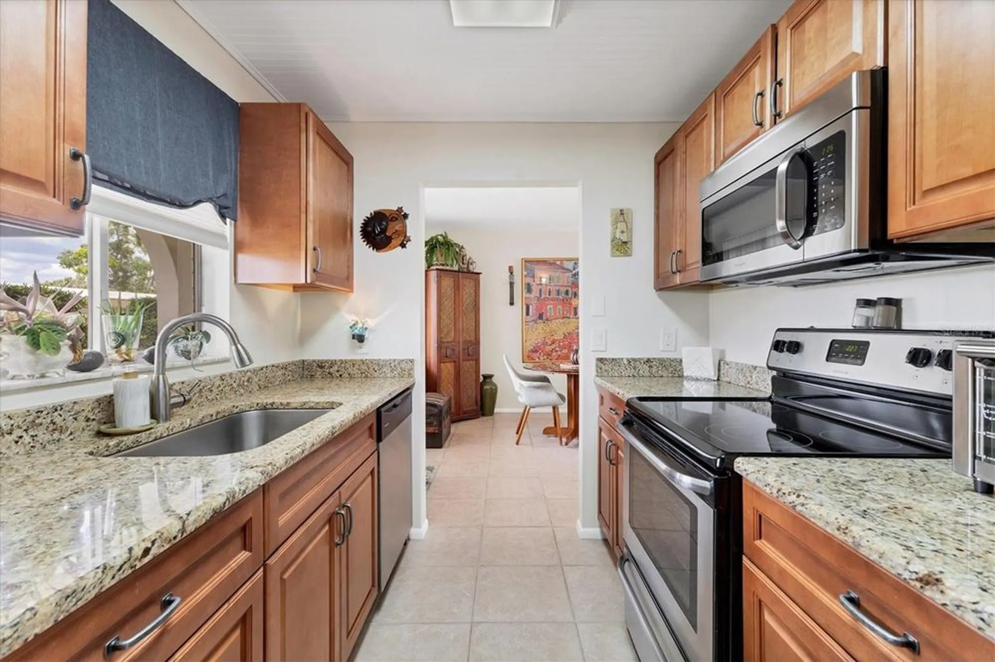 Property Slideshow image 8 of 40 | 3690 pinecrest st unit 114, Sarasota, FL, 34232