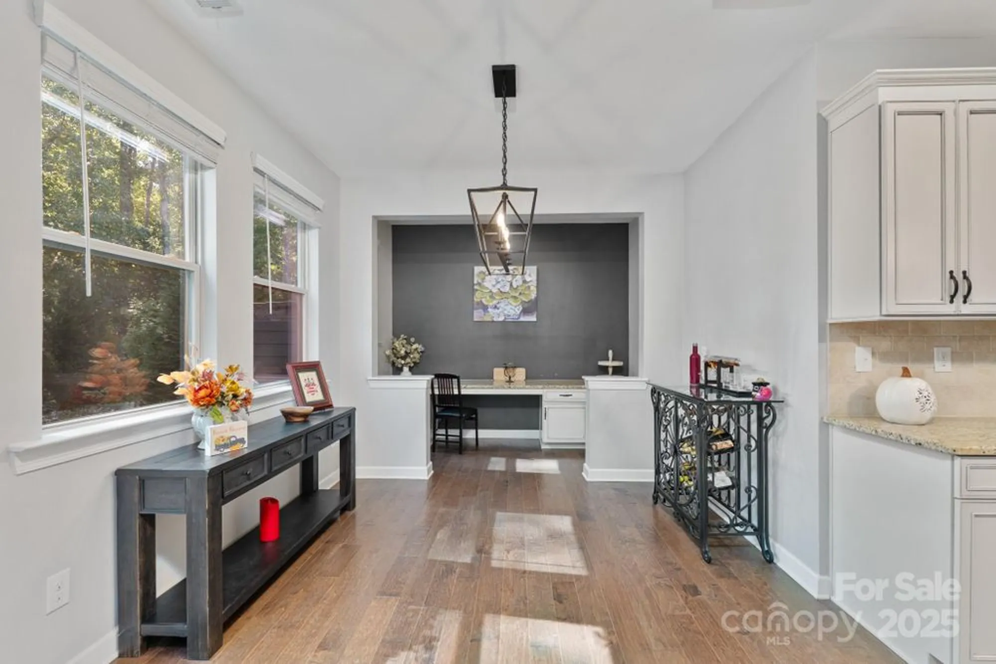 Property Slideshow image 22 of 48 | 4946 norman park pl, Lake Wylie, SC, 29710