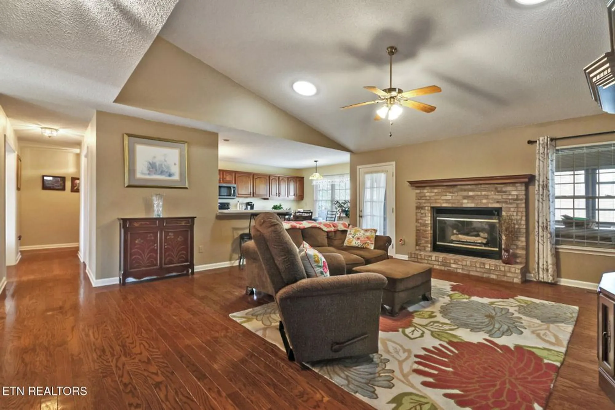 Property Slideshow image 8 of 40 | 116 huntington dr, Crossville, TN, 38558