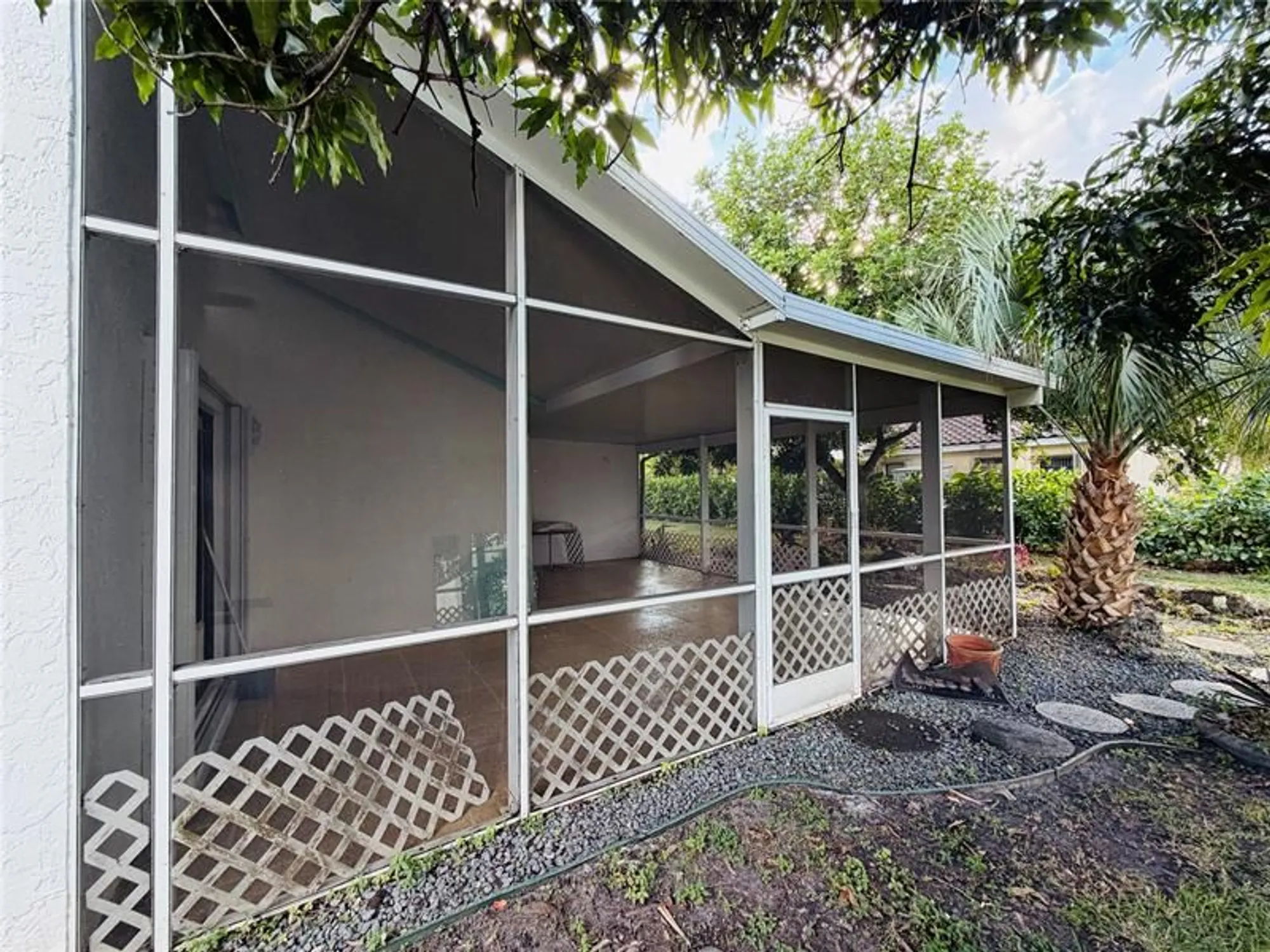 Property Slideshow image 28 of 29 | 7013 nw 107th ave, Tamarac, FL, 33321