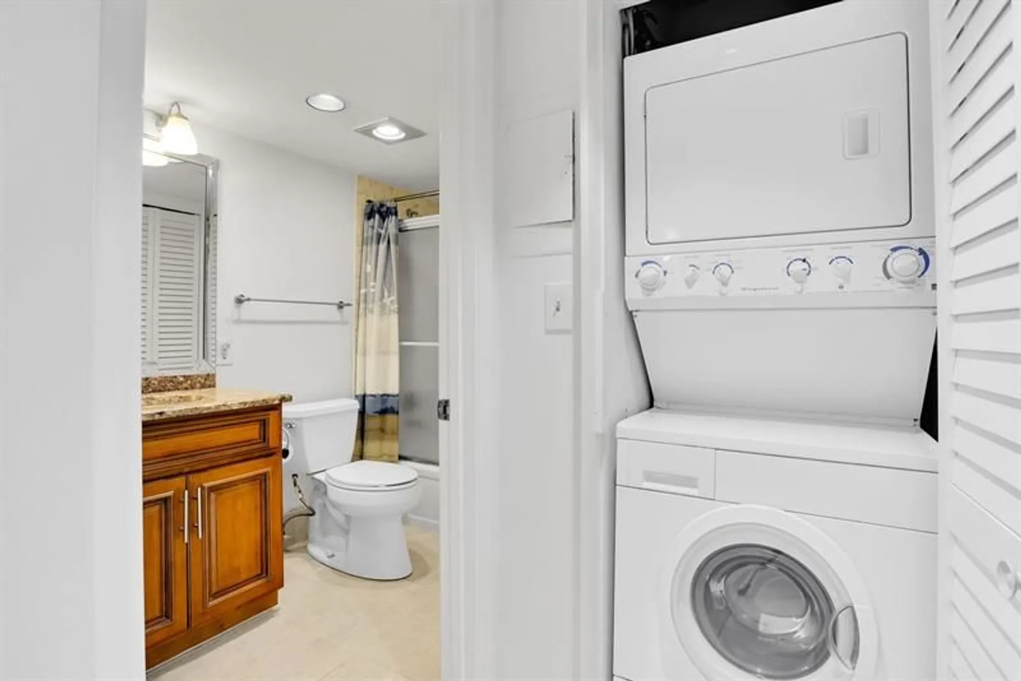 Property Slideshow image 11 of 40 | 3303 aruba way m1, Coconut Creek, FL, 33066