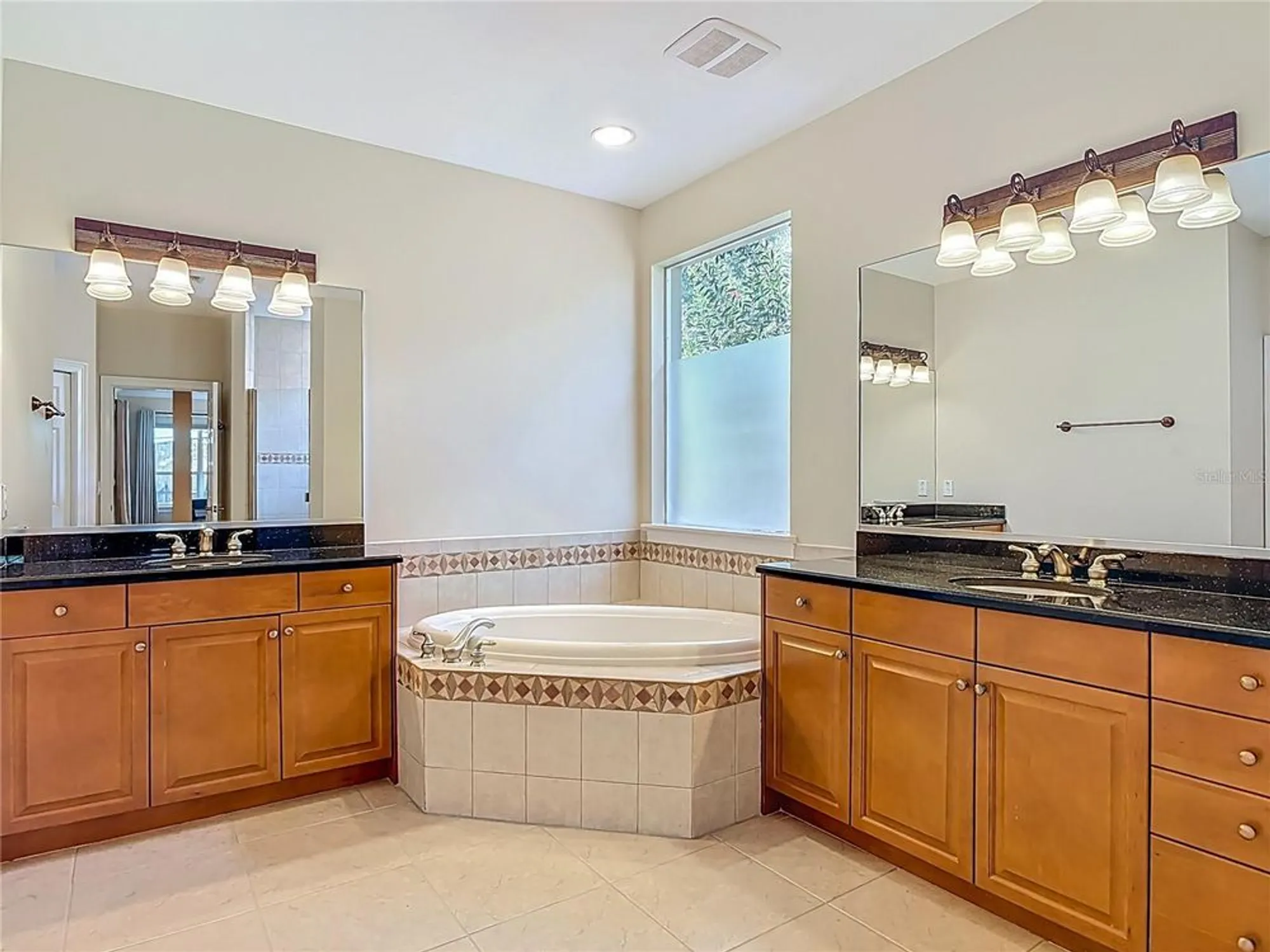 Property Slideshow image 45 of 62 | 600 garden club dr, Deland, FL, 32724