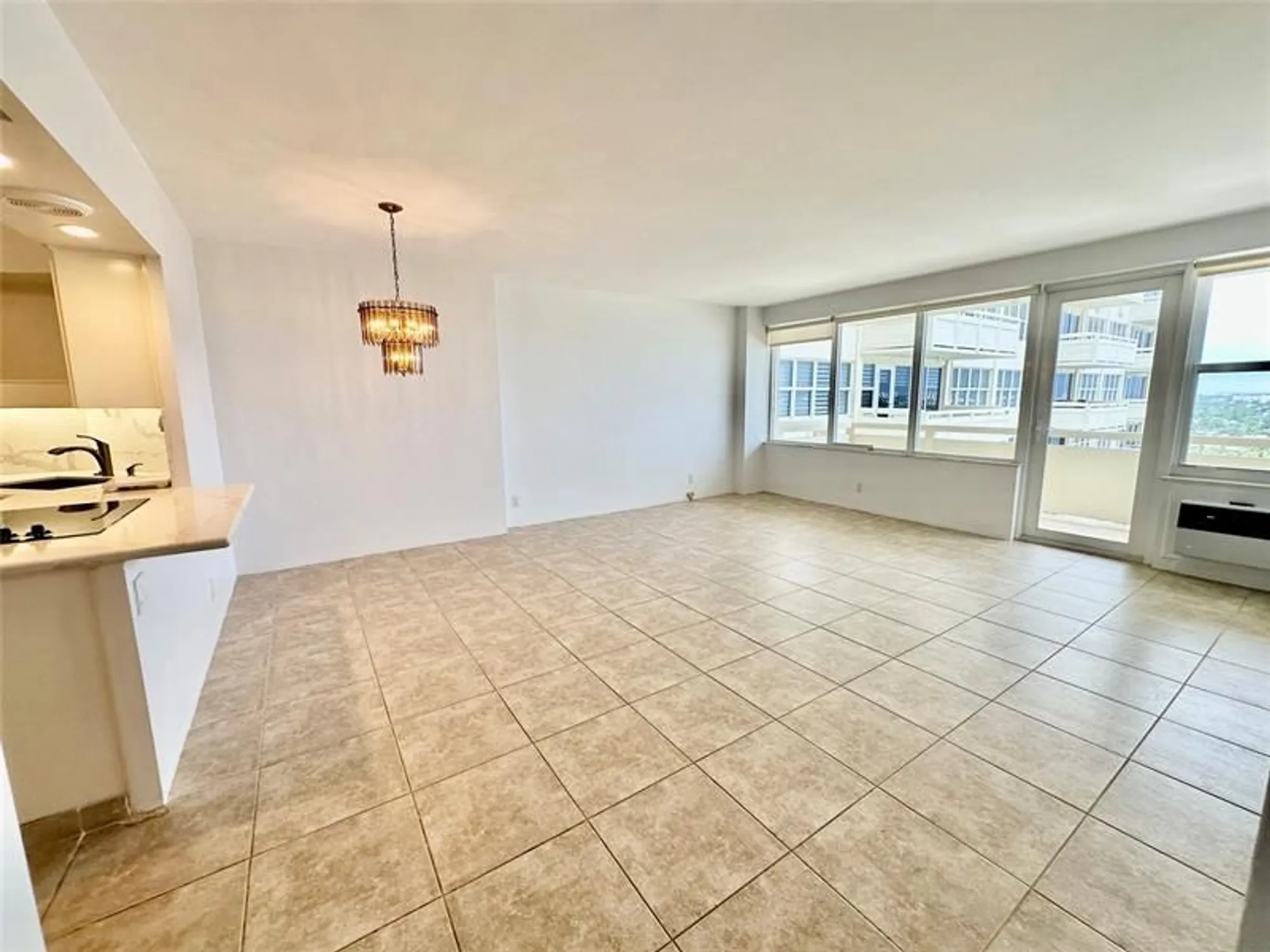 Property Slideshow image 21 of 45 | 3200 ne 36th st apt 1412a, Fort Lauderdale, FL, 33308