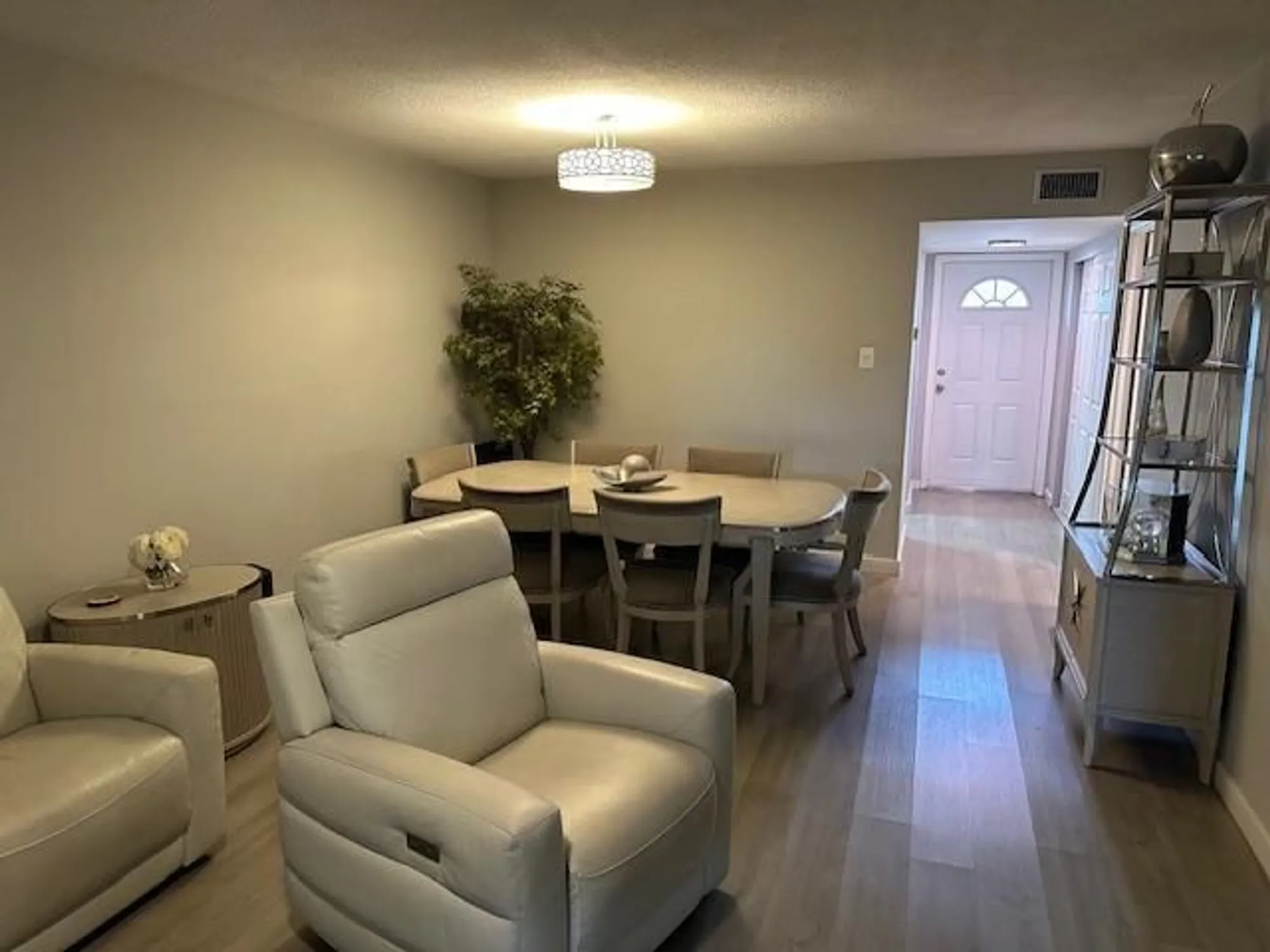 Property Slideshow image 7 of 29 | 7705 nw 5th ct 101, Margate, FL, 33063