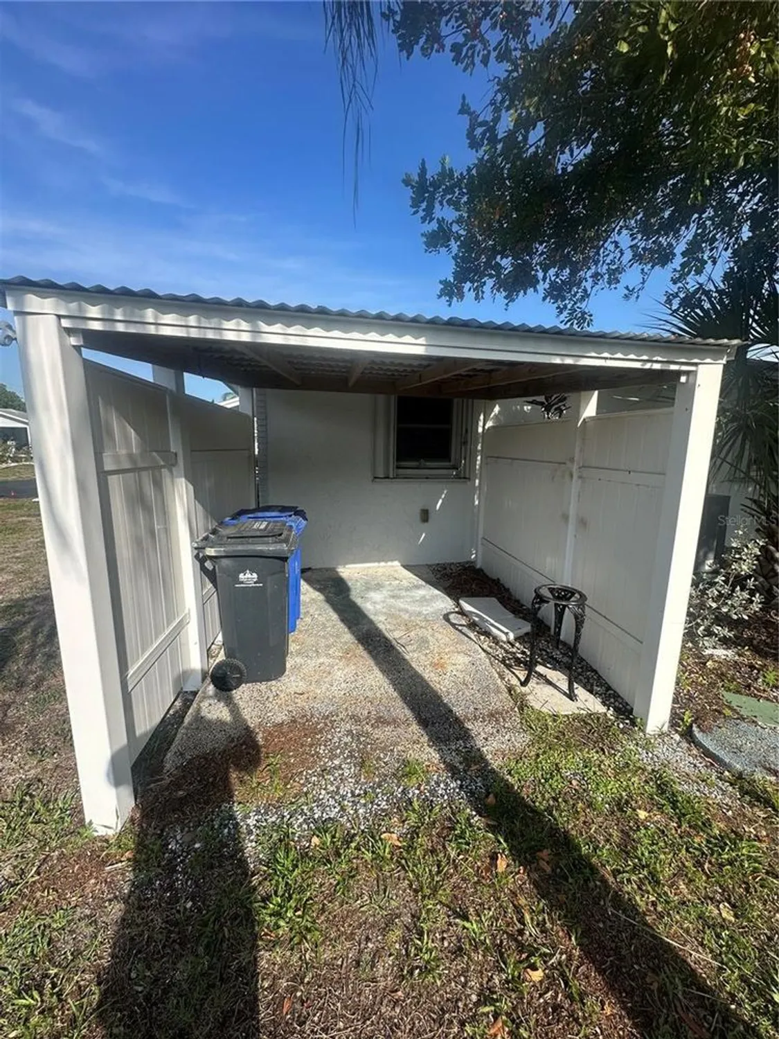 Property Slideshow image 24 of 27 | 708 rutgers pl, Sun City Center, FL, 33573