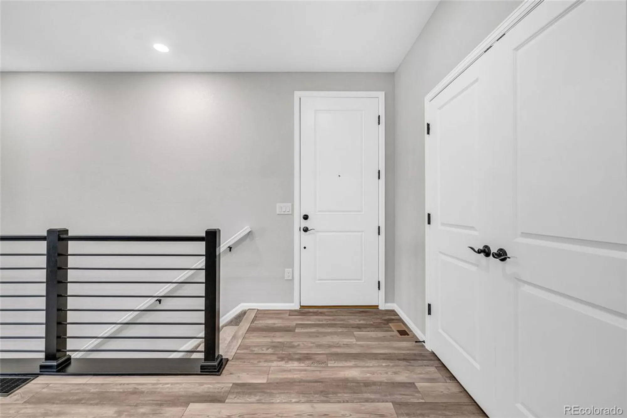 Property Slideshow image 19 of 28 | 4365 hidden gulch rd, Castle Rock, CO, 80104