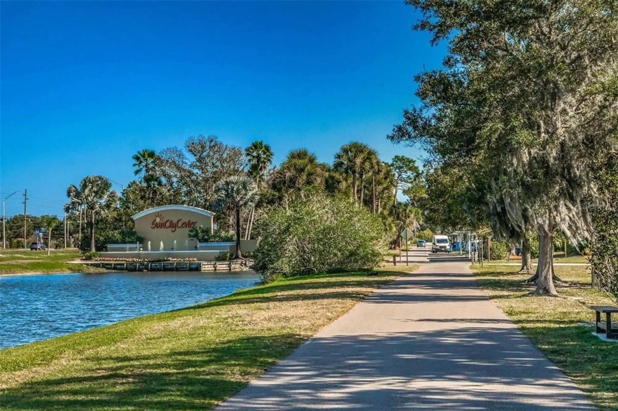 Property Slideshow image 21 of 30 | 1906 canterbury ln unit 32, Sun City Center, FL, 33573