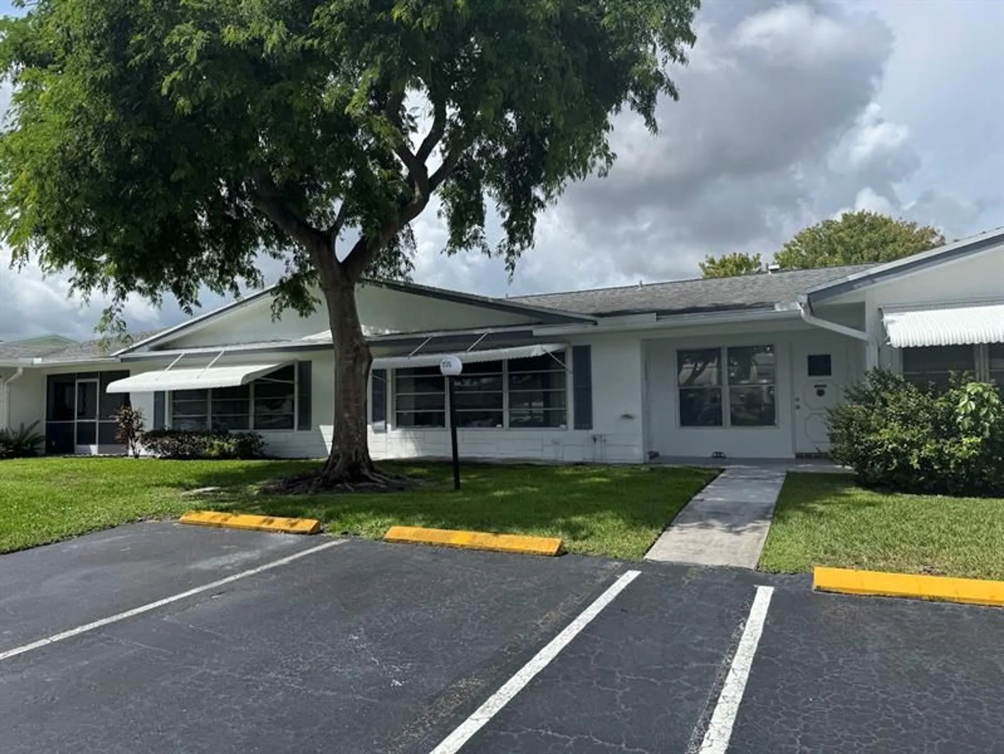 Property Slideshow image 6 of 83 | 1035 nw 88th ave c89, Plantation, FL, 33322