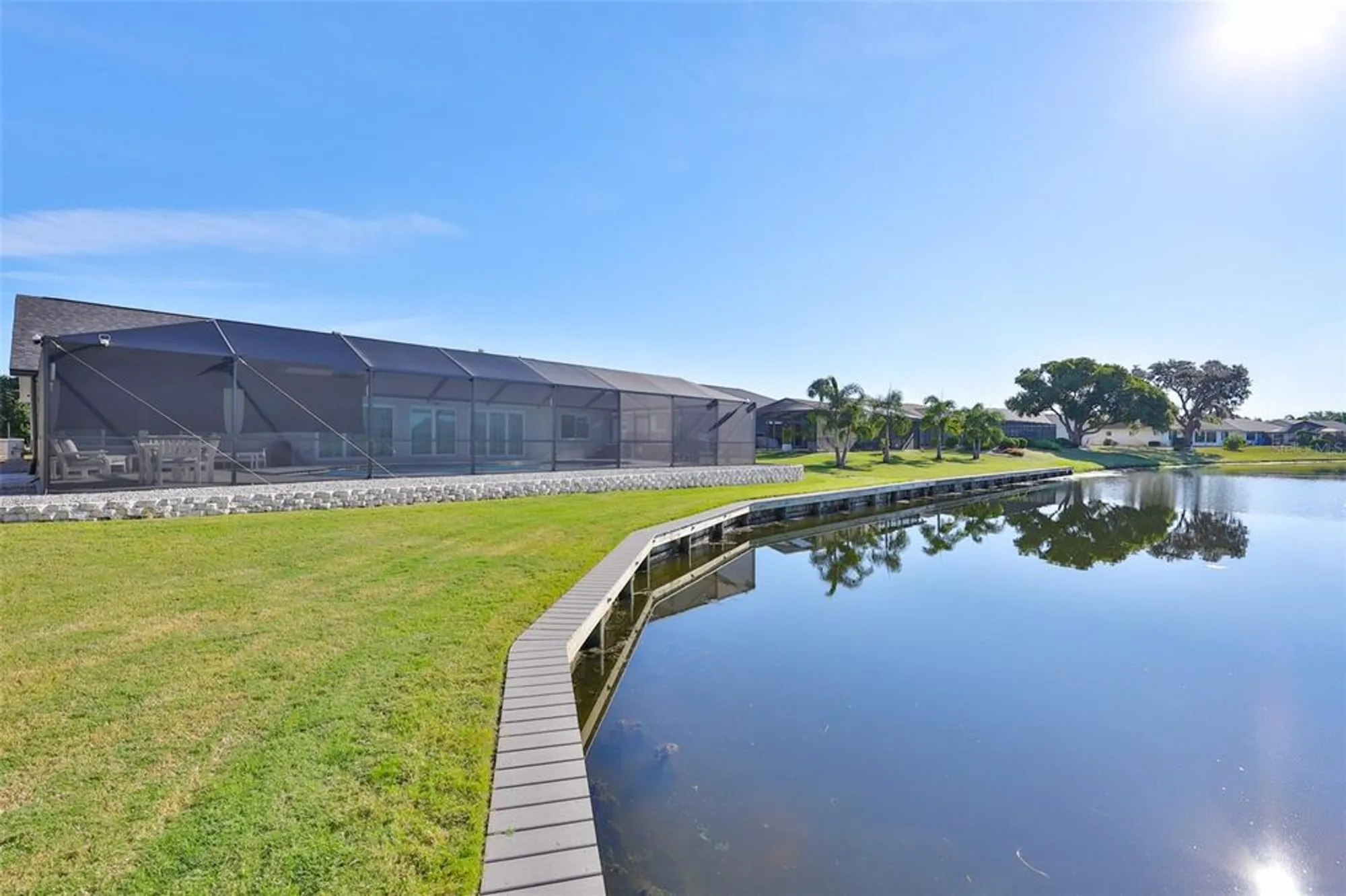 Property Slideshow image 56 of 63 | 2022 east view dr, Sun City Center, FL, 33573