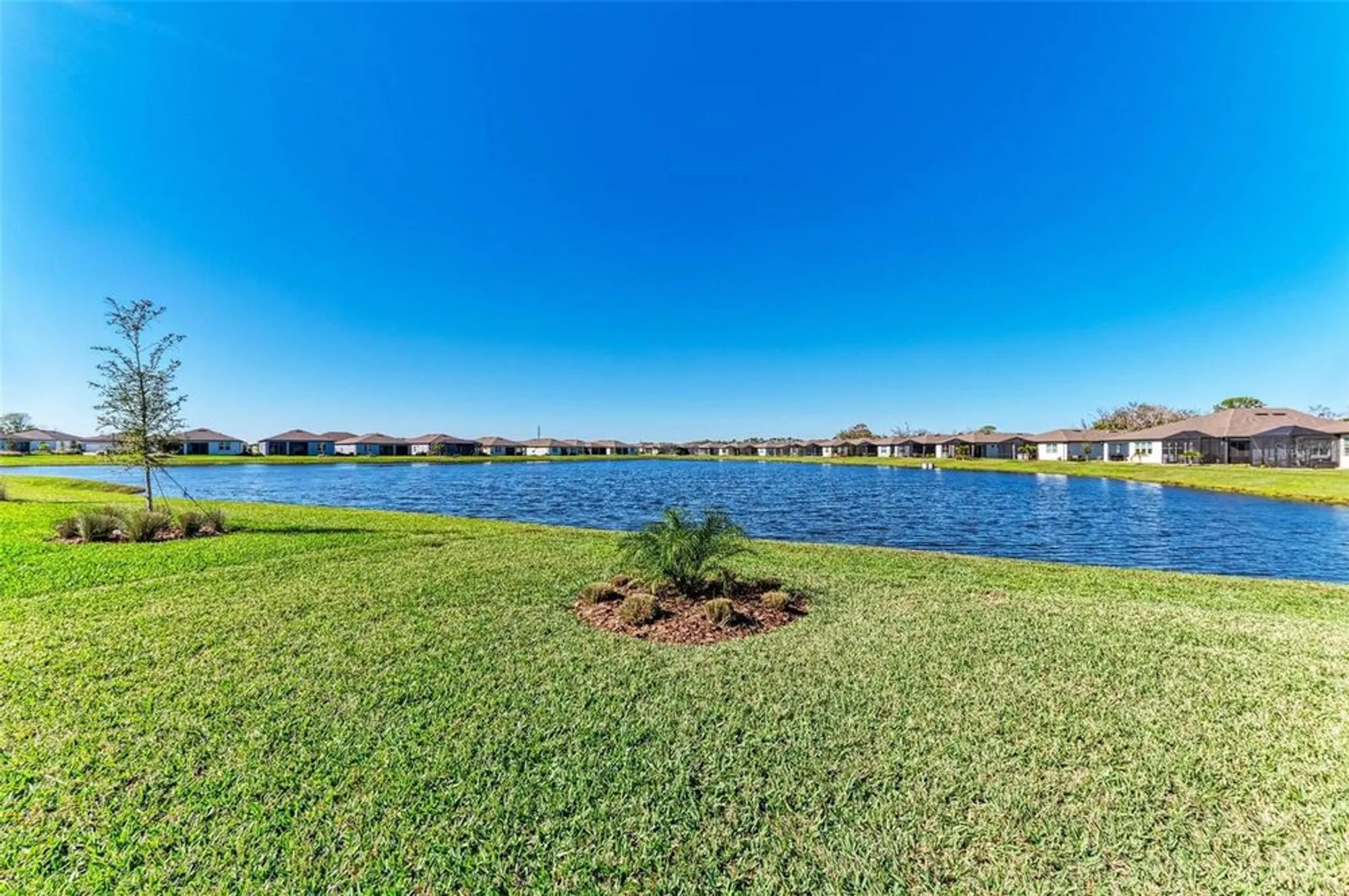 Property Slideshow image 36 of 79 | 9272 ballaster pointe loop, Parrish, FL, 34219
