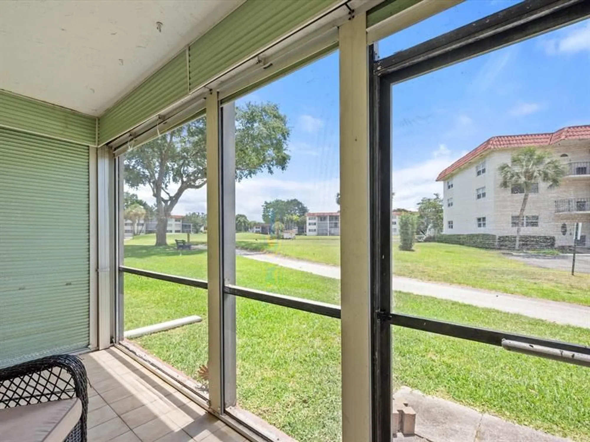 Property Slideshow image 14 of 33 | 311 s hollybrook dr apt 104, Pembroke Pines, FL, 33025