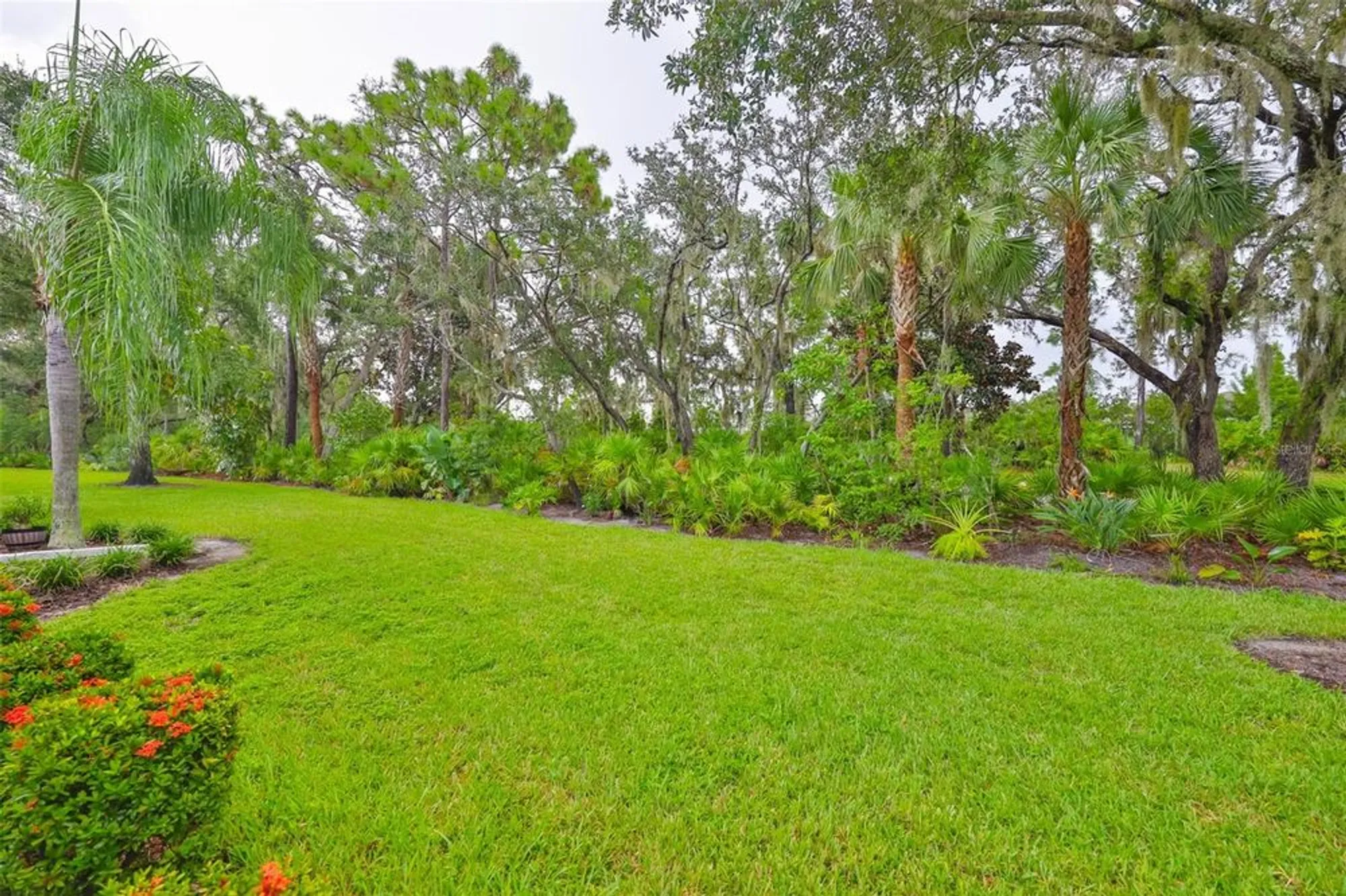 Property Slideshow image 29 of 61 | 2050 sifield greens way # 19, Sun City Center, FL, 33573