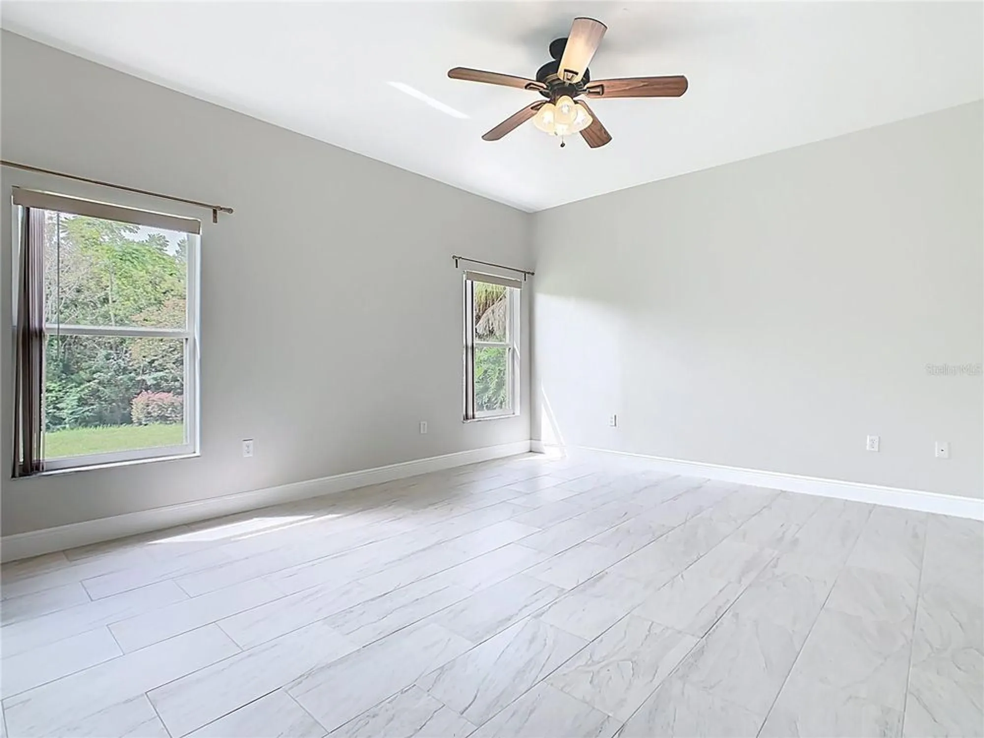 Property Slideshow image 22 of 81 | 531 barcelona dr, Poinciana, FL, 34759