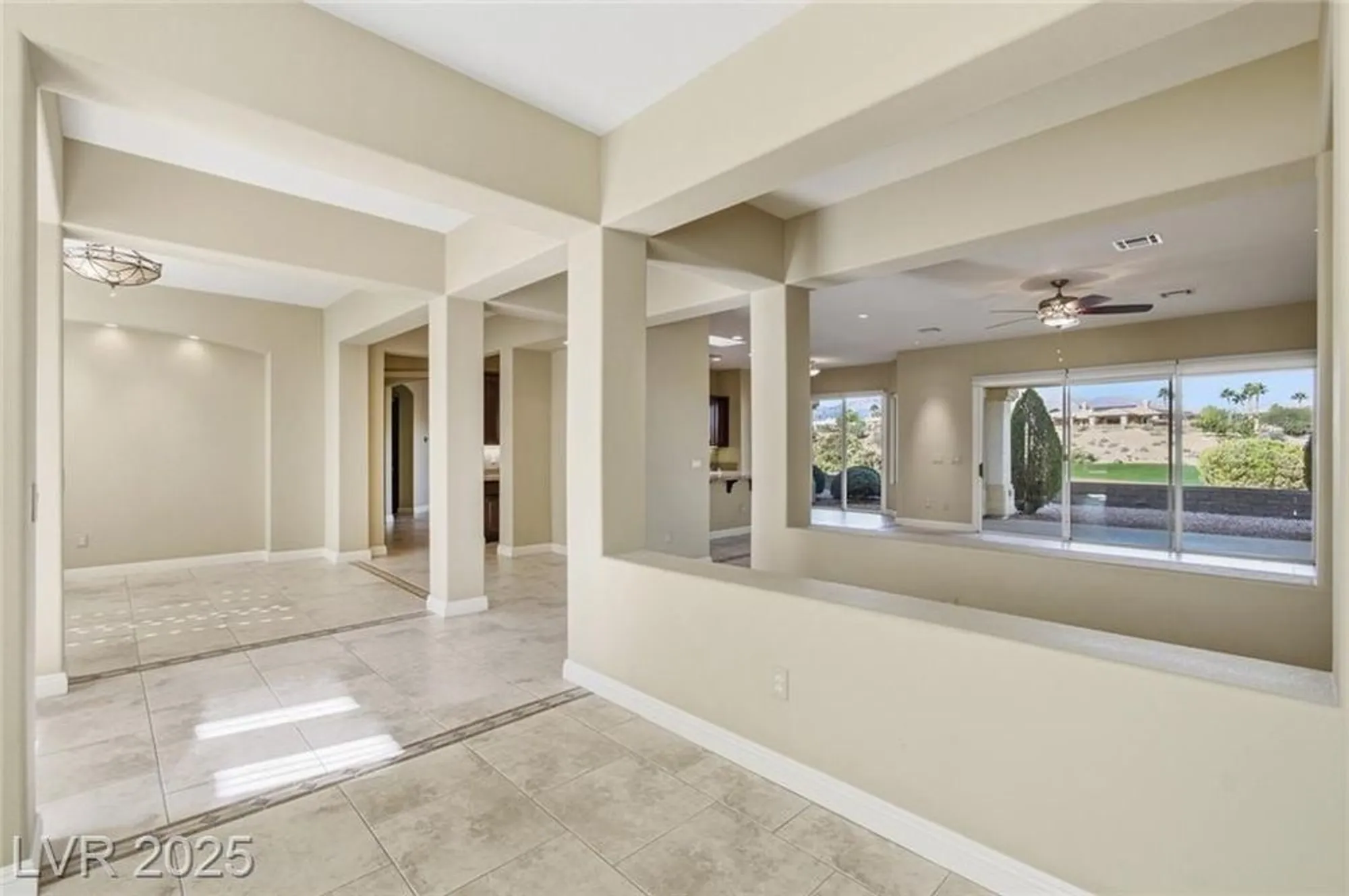 Property Slideshow image 13 of 84 | 10286 rio de thule ln, Las Vegas, NV, 89135