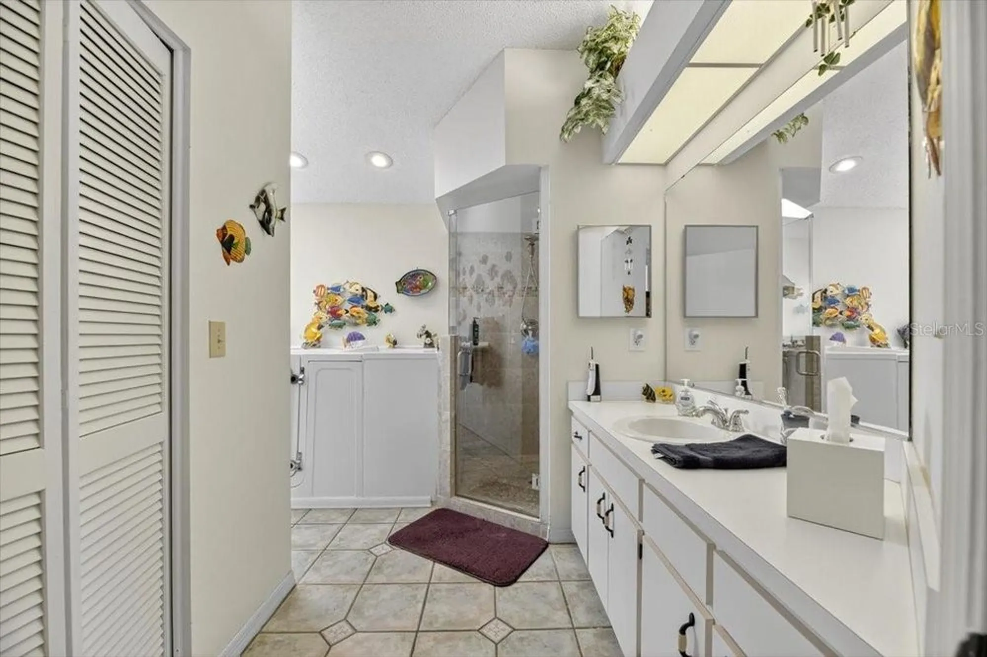 Property Slideshow image 20 of 54 | 1828 e del webb blvd, Sun City Center, FL, 33573