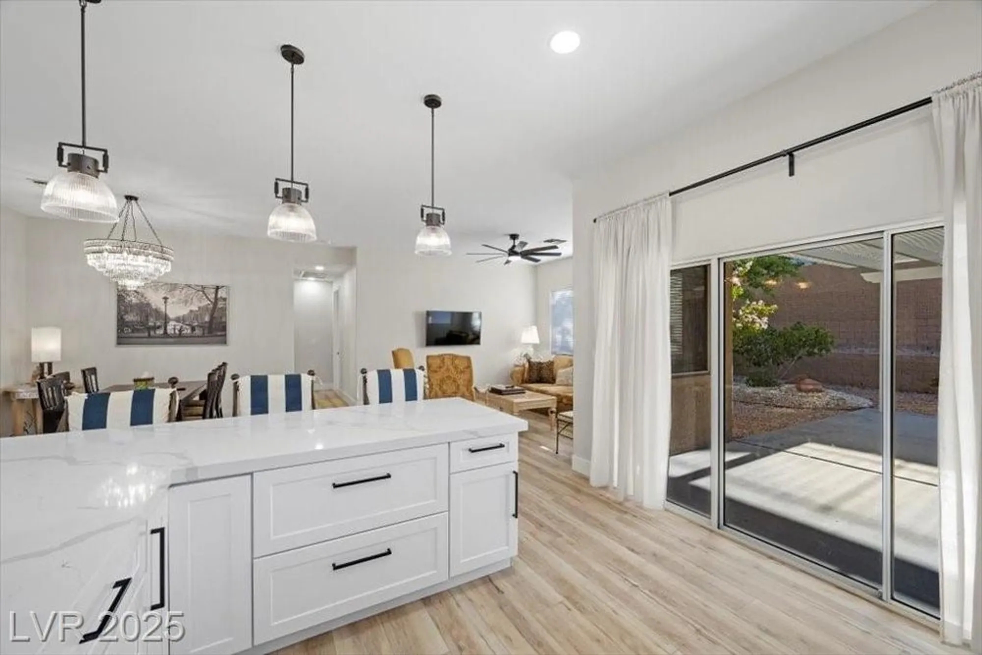 Property Slideshow image 6 of 35 | 2321 hot oak ridge st, Las Vegas, NV, 89134