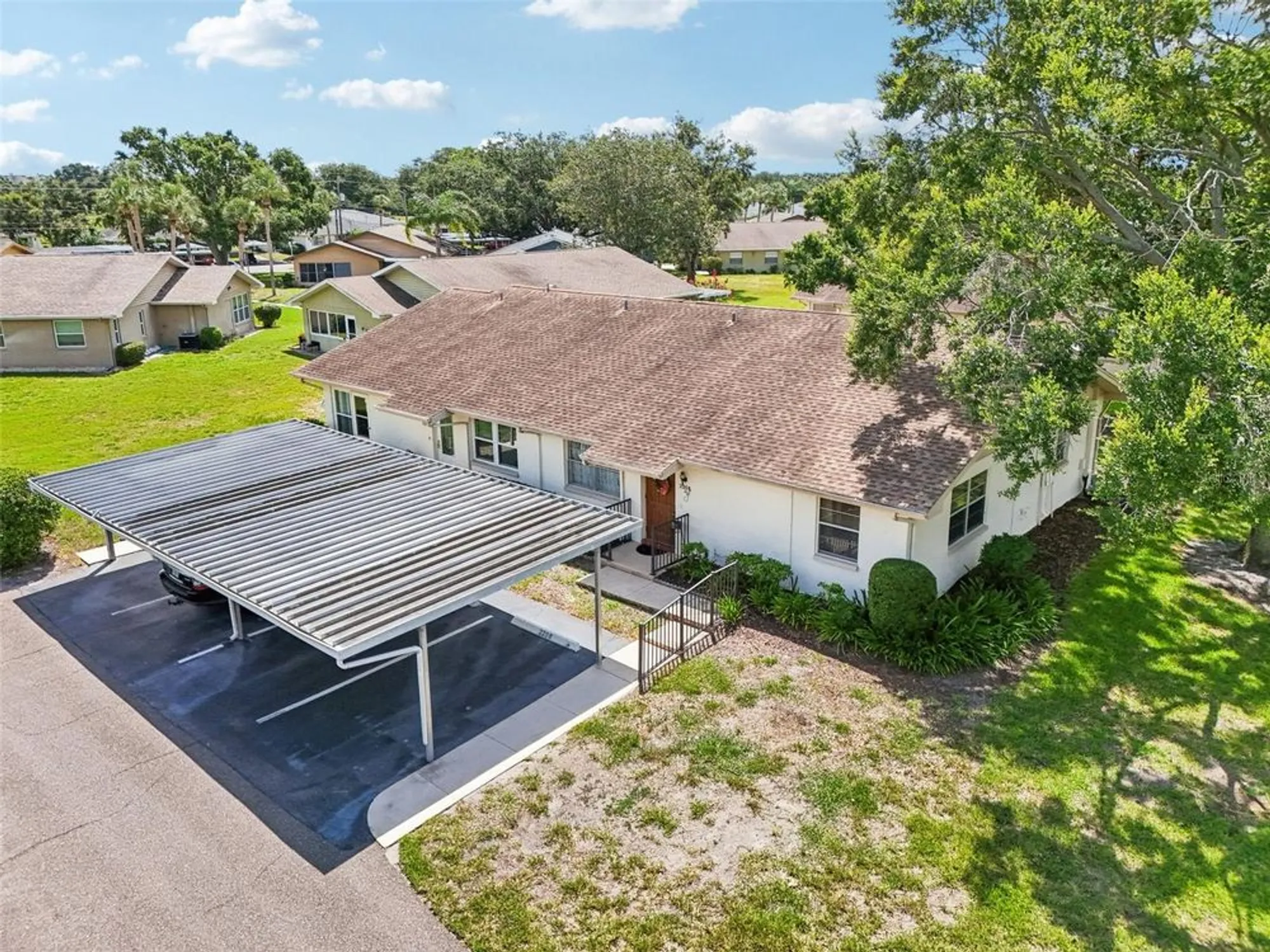Property Slideshow image 49 of 51 | 2208 grenadier dr, Sun City Center, FL, 33573