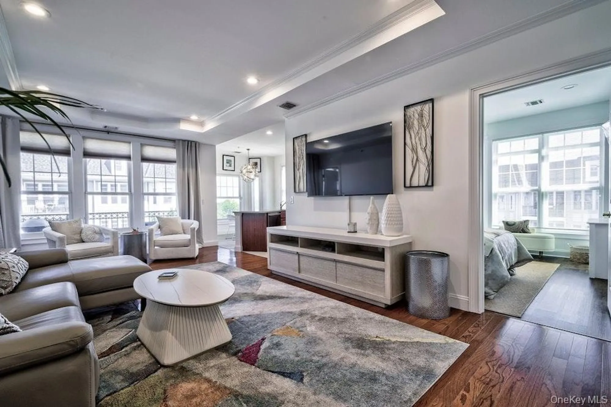 Property Slideshow image 5 of 16 | 323 roosevelt way, Westbury, NY, 11590