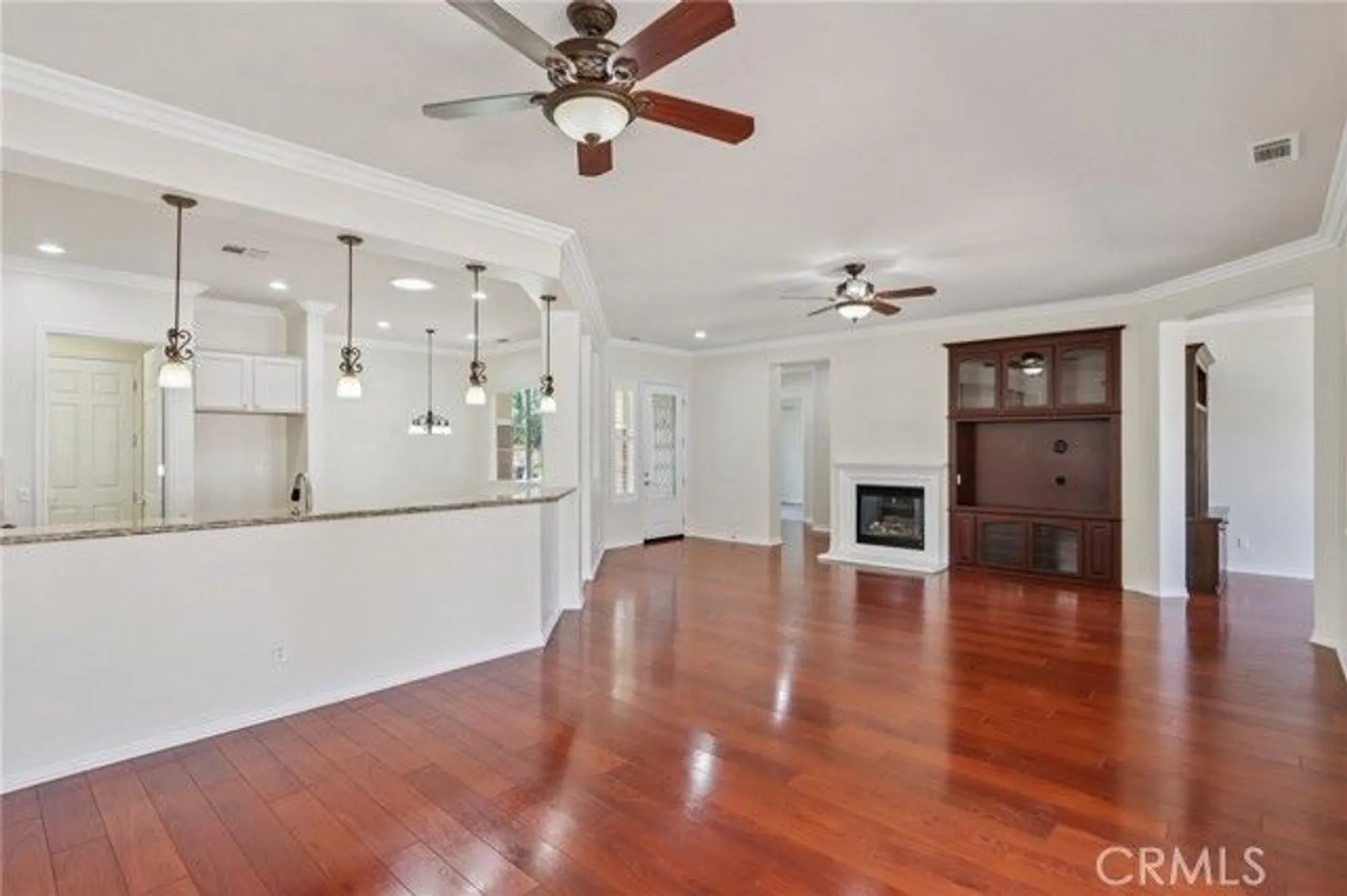 Property Slideshow image 13 of 70 | 5136 via bajamar, Hemet, CA, 92545