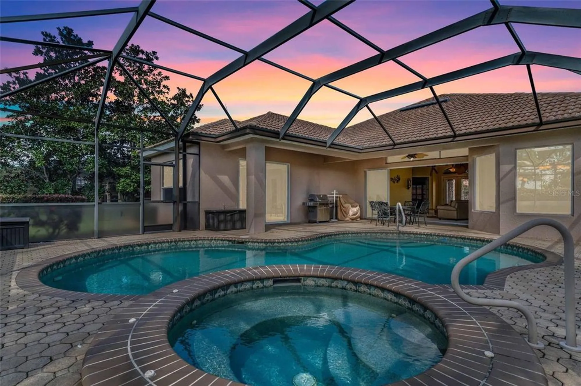 Property Slideshow image 25 of 73 | 8426 charleston dr, Weeki Wachee, FL, 34613