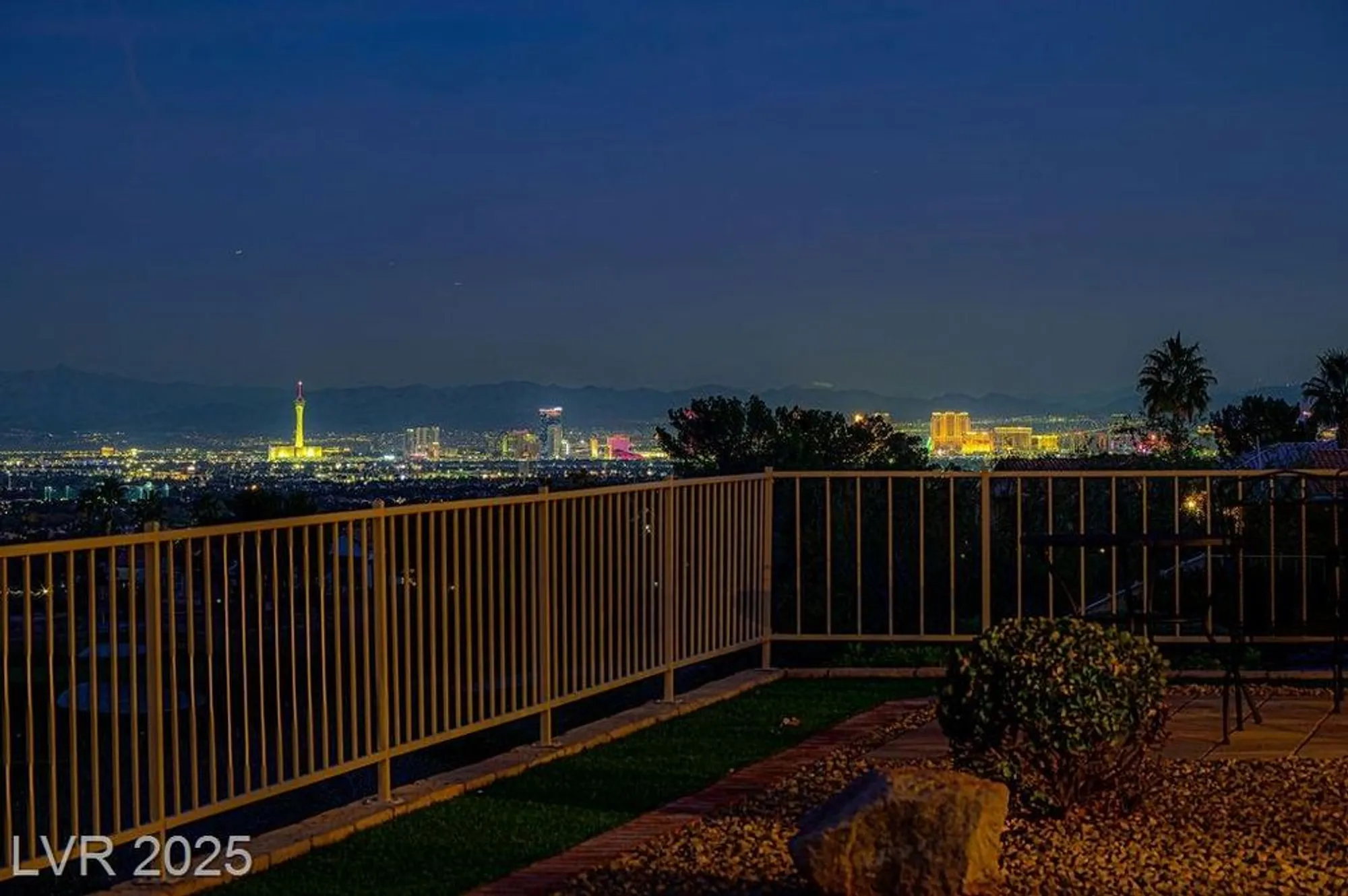 Property Slideshow image 1 of 99 | 10712 button willow dr, Las Vegas, NV, 89134