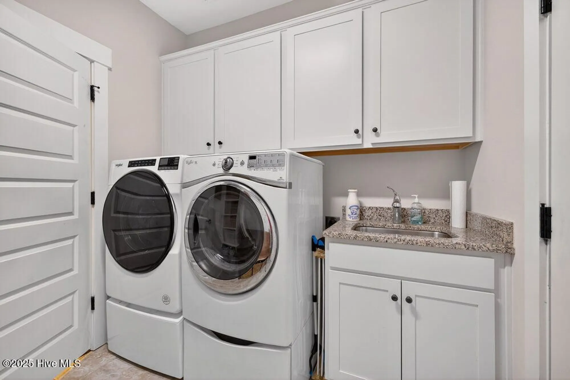 Property Slideshow image 15 of 54 | 452 deveraux dr, Wilmington, NC, 28412