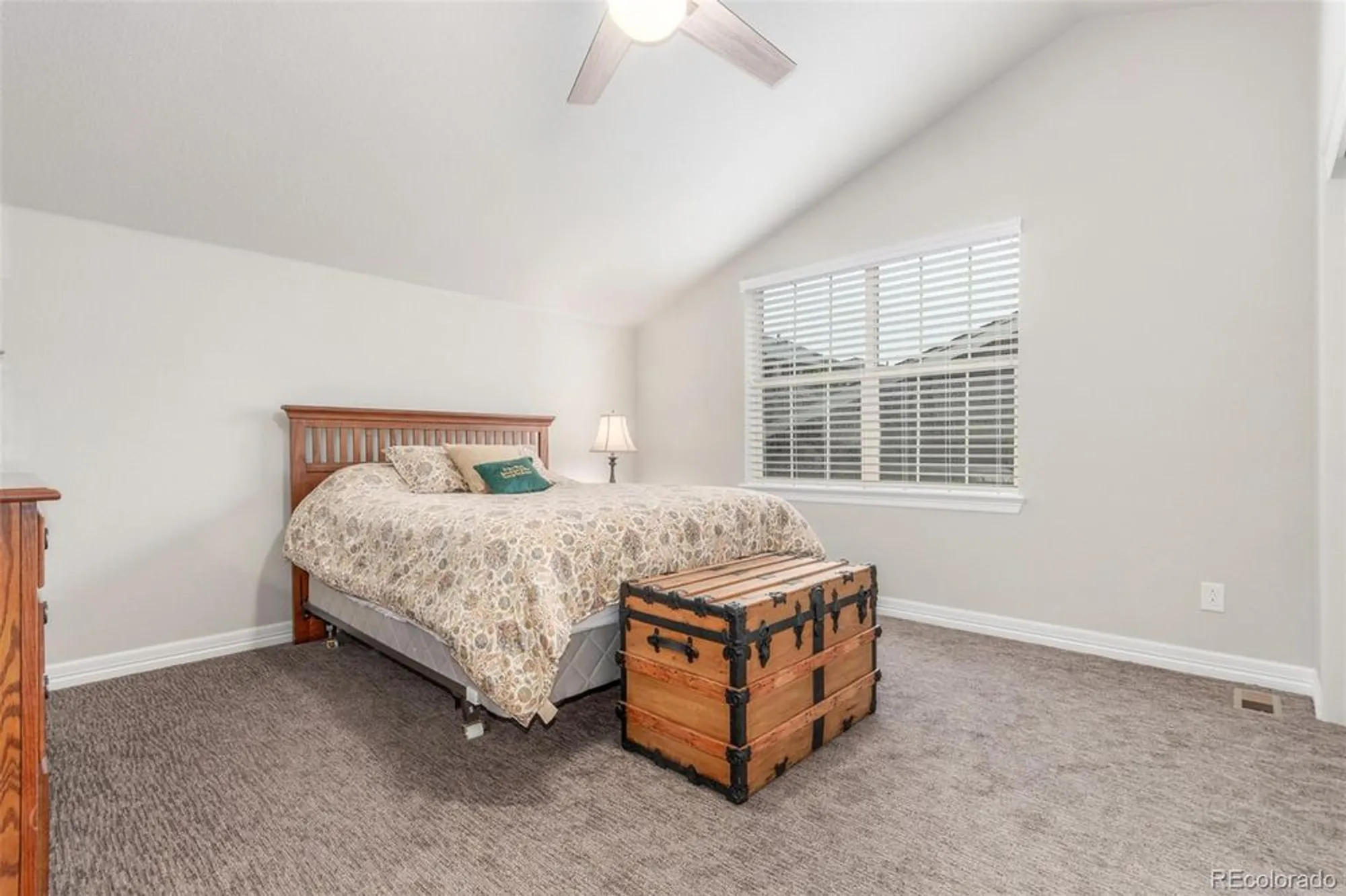 Property Slideshow image 31 of 45 | 22654 e henderson dr, Aurora, CO, 80016