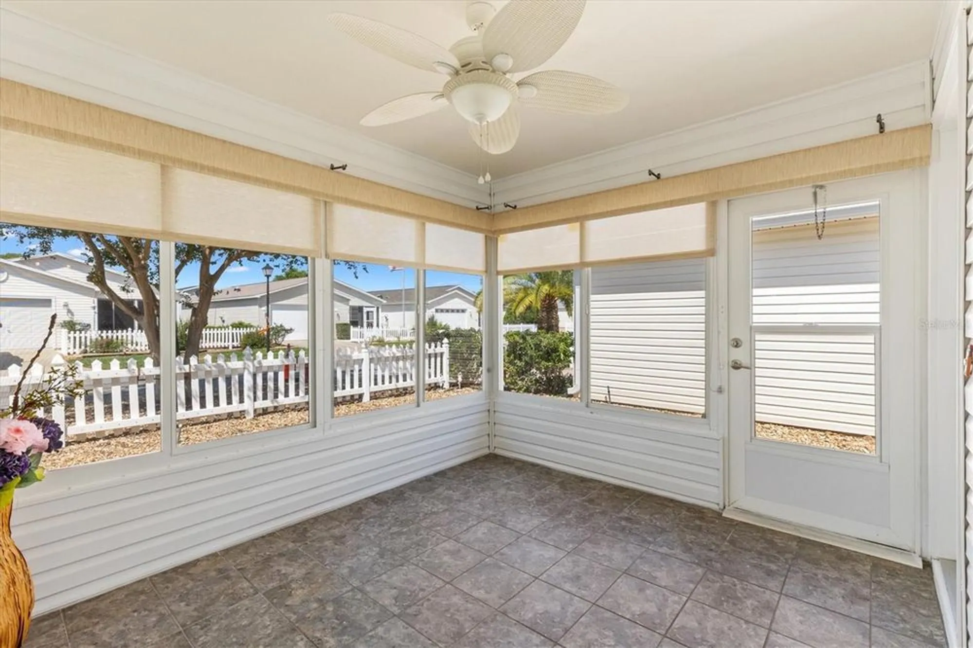 Property Slideshow image 5 of 39 | 1615 navidad st, The Villages, FL, 32162