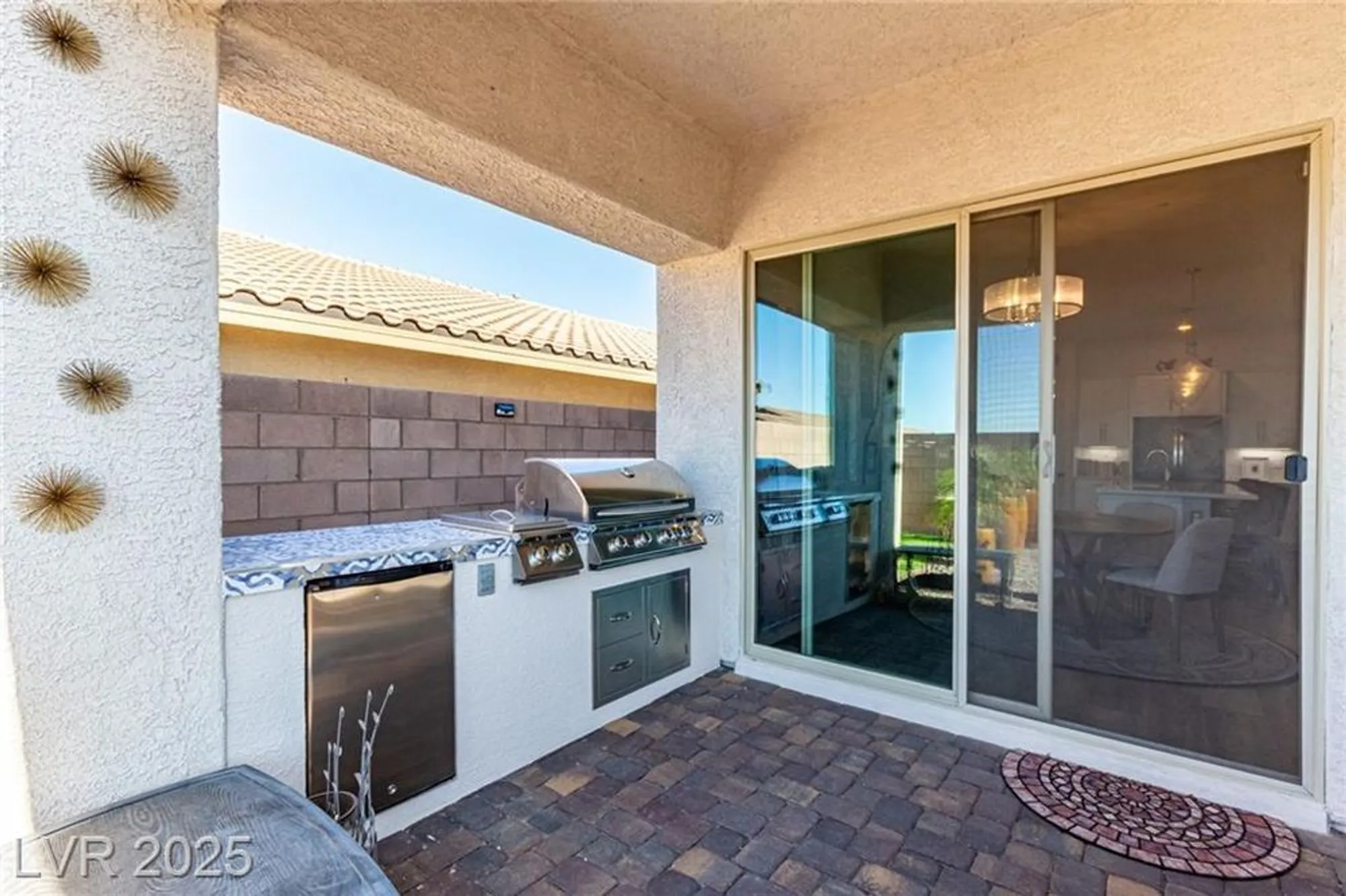 Property Slideshow image 32 of 43 | 685 sunray park st, Henderson, NV, 89011