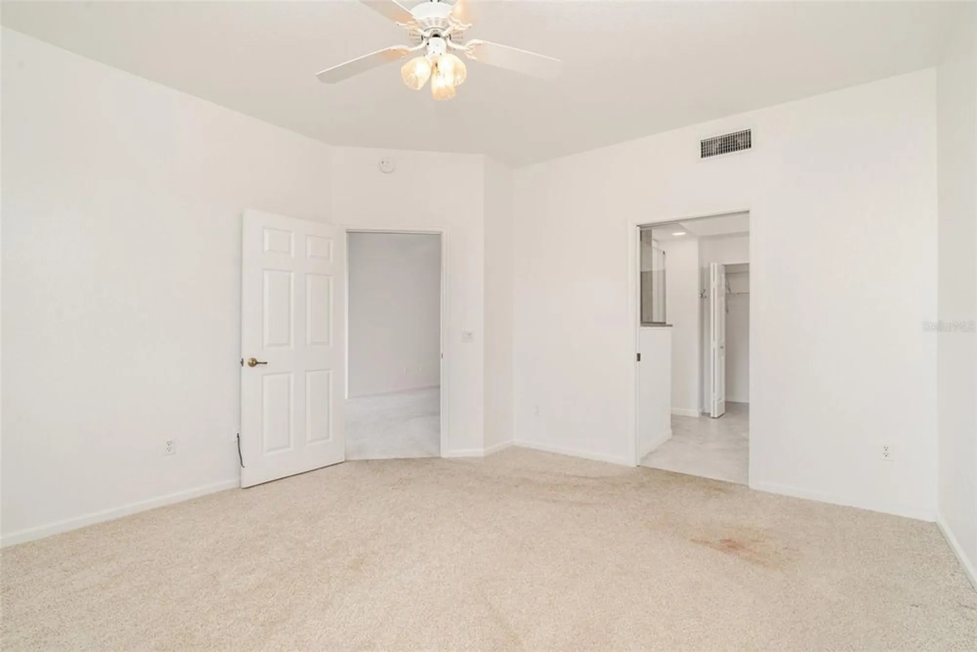 Property Slideshow image 9 of 55 | 3343 grand vista ct unit 102, Port Charlotte, FL, 33953