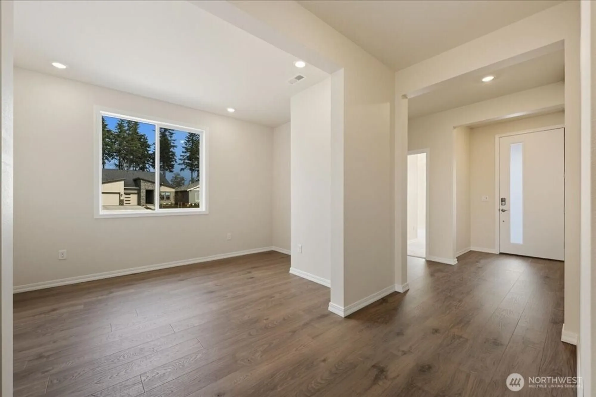 Property Slideshow image 8 of 26 | 14810 207th ave e unit e, Bonney Lake, WA, 98391