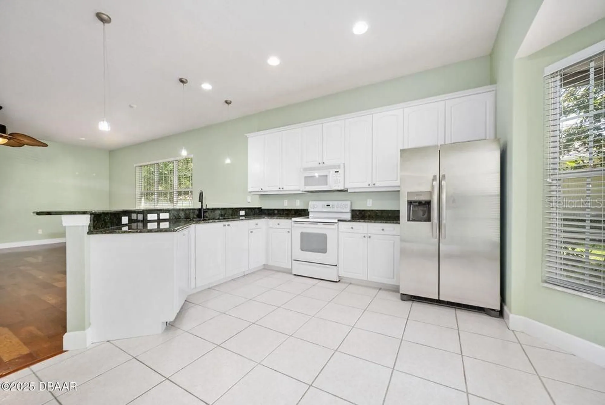 Property Slideshow image 18 of 70 | 3132 connemara dr, Ormond Beach, FL, 32174