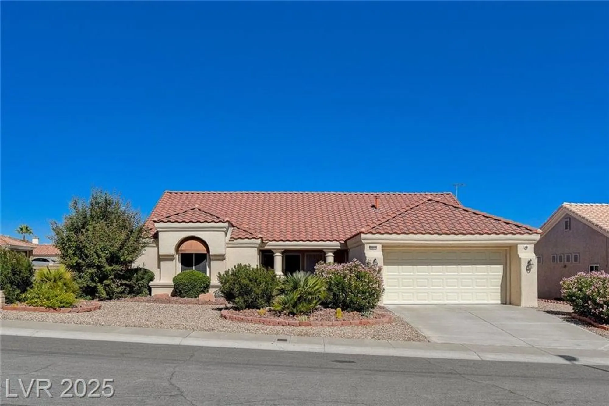 Property Slideshow image 1 of 42 | 10044 woodhouse dr, Las Vegas, NV, 89134