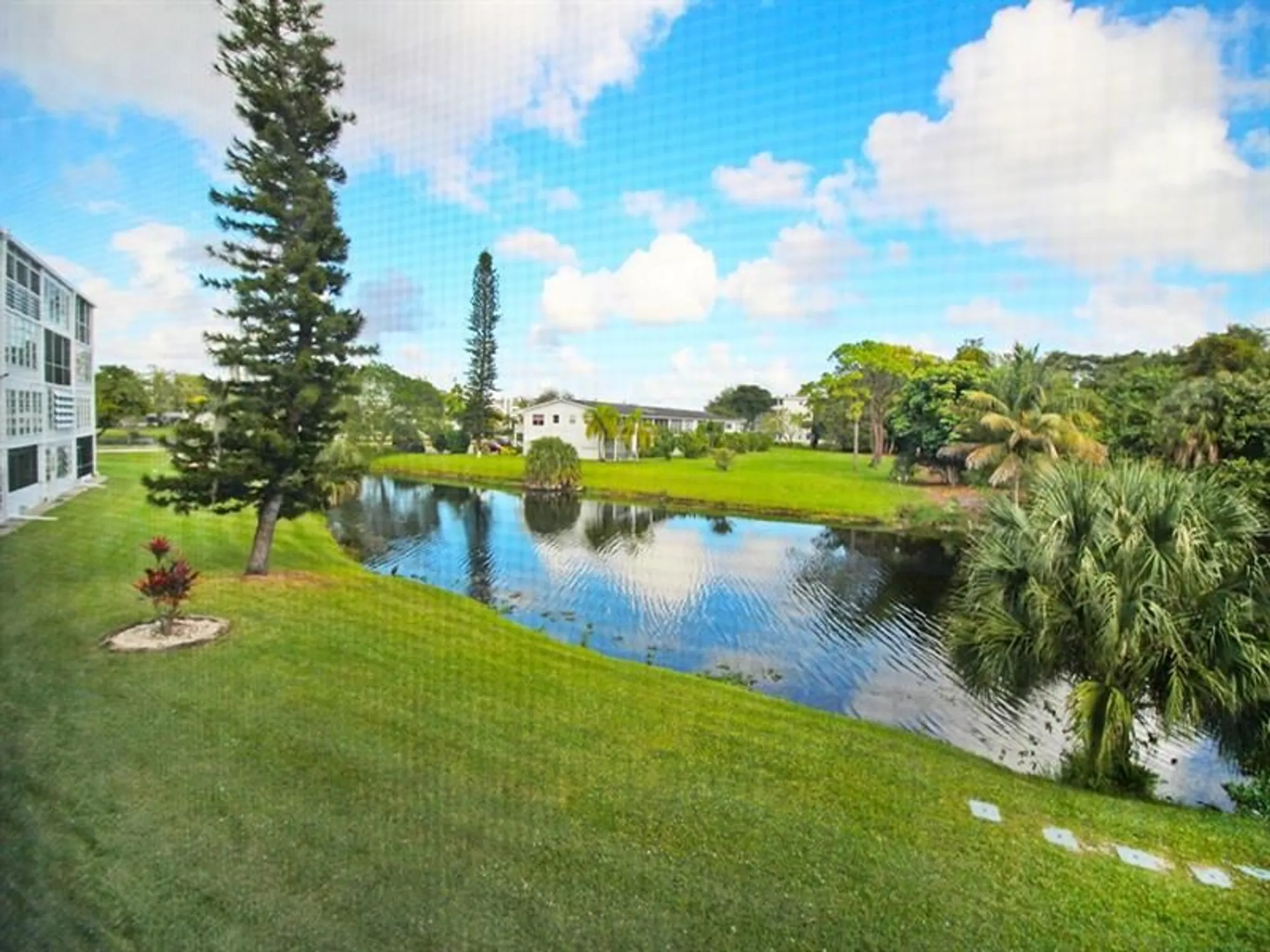 Property Slideshow image 1 of 68 | 4012 newport g # 4012, Deerfield Beach, FL, 33442
