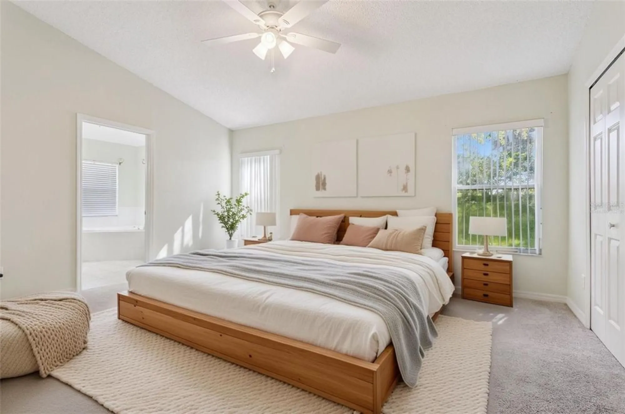 Property Slideshow image 18 of 40 | 4936 sawgrass lake cir, Leesburg, FL, 34748