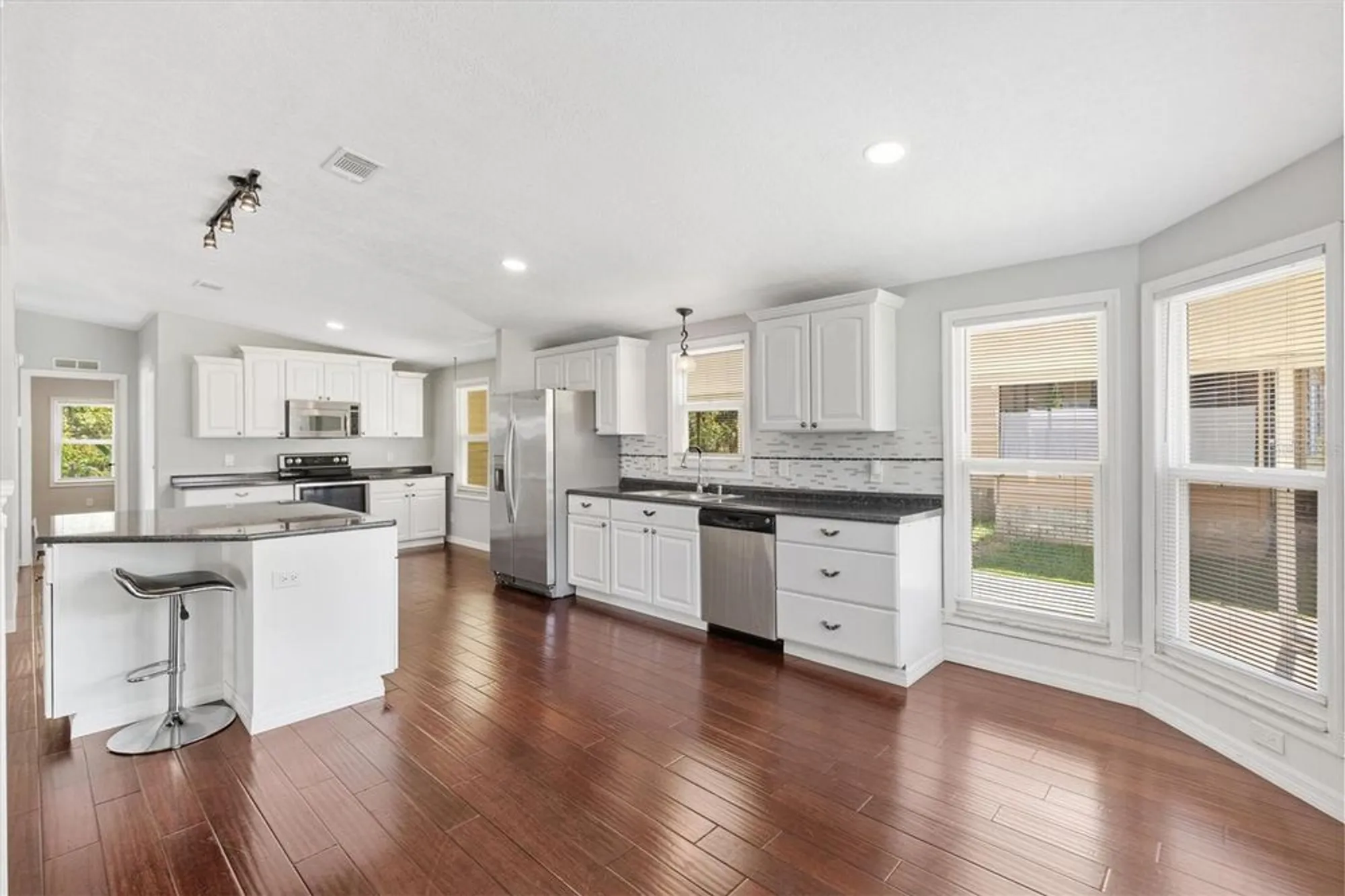 Property Slideshow image 11 of 32 | 518 saint andrews blvd, The Villages, FL, 32159