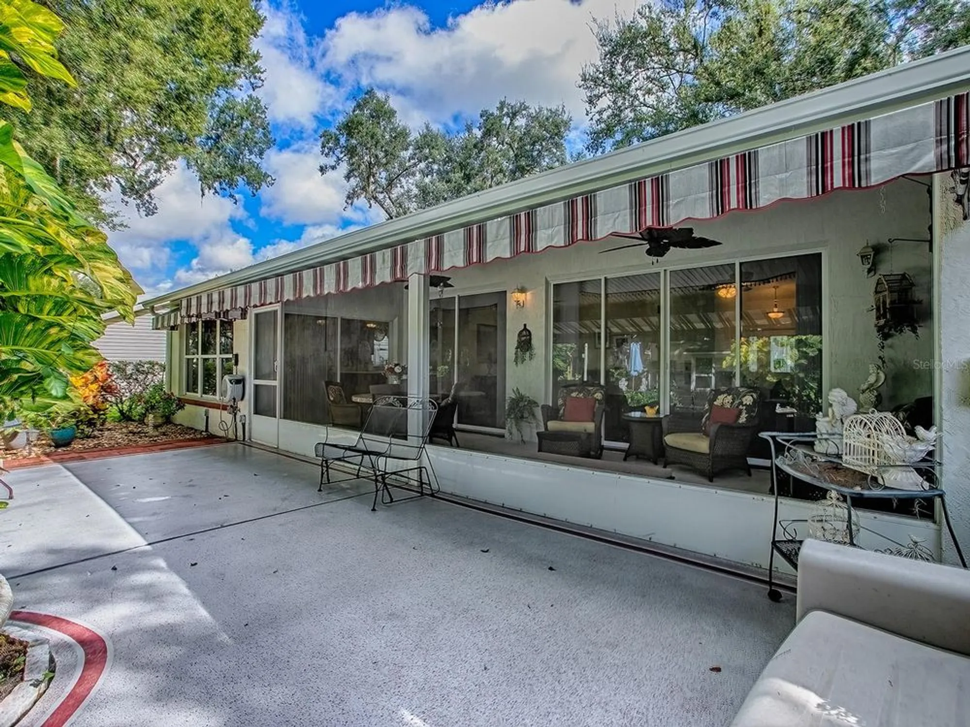 Property Slideshow image 48 of 62 | 25749 whisper oaks rd, Leesburg, FL, 34748
