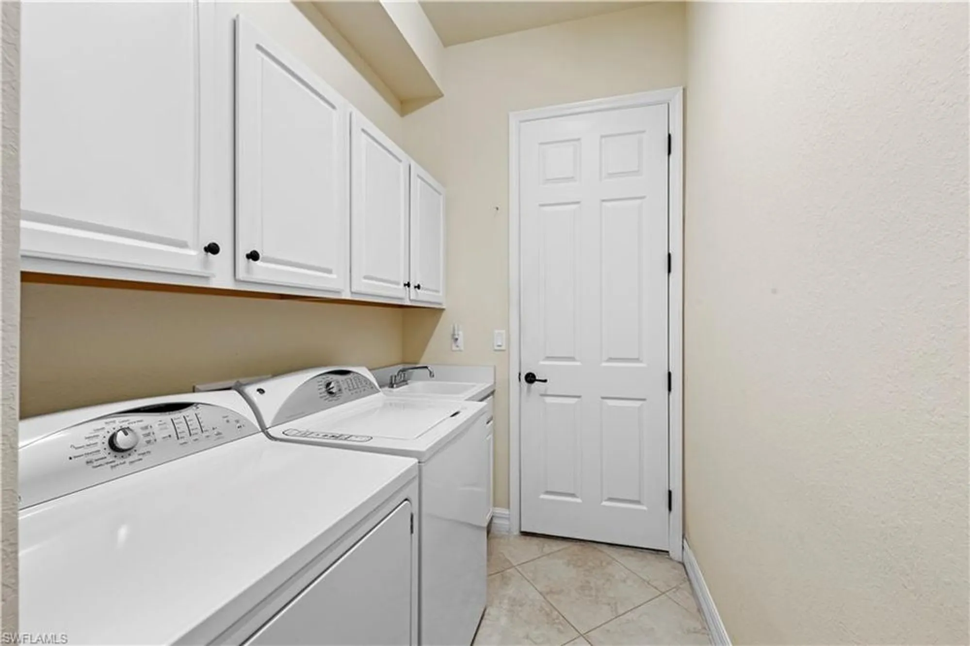 Property Slideshow image 29 of 47 | 28548 longford ct, Bonita Springs, FL, 34135