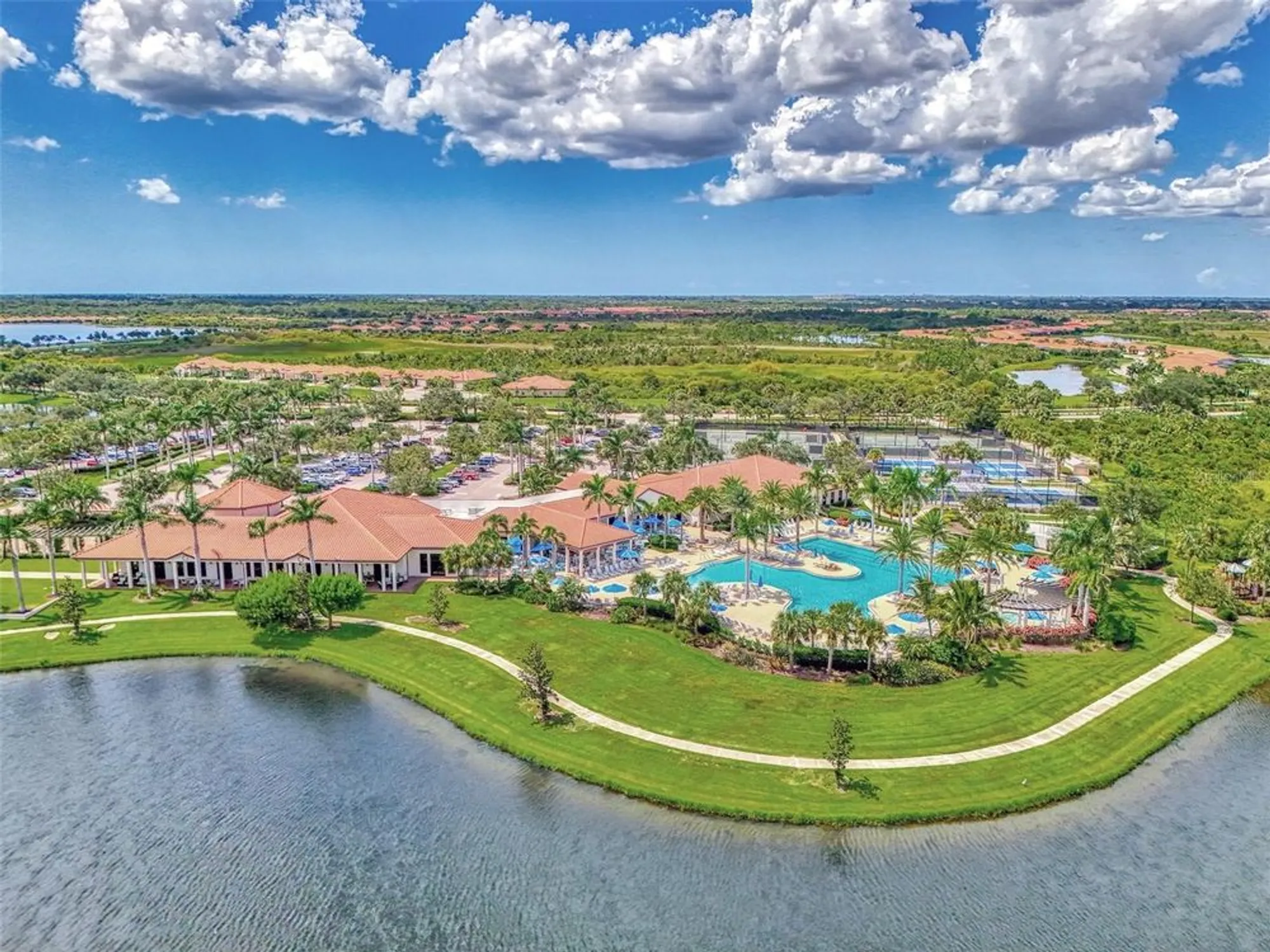 Property Slideshow image 78 of 100 | 24080 spartina dr, Venice, FL, 34293