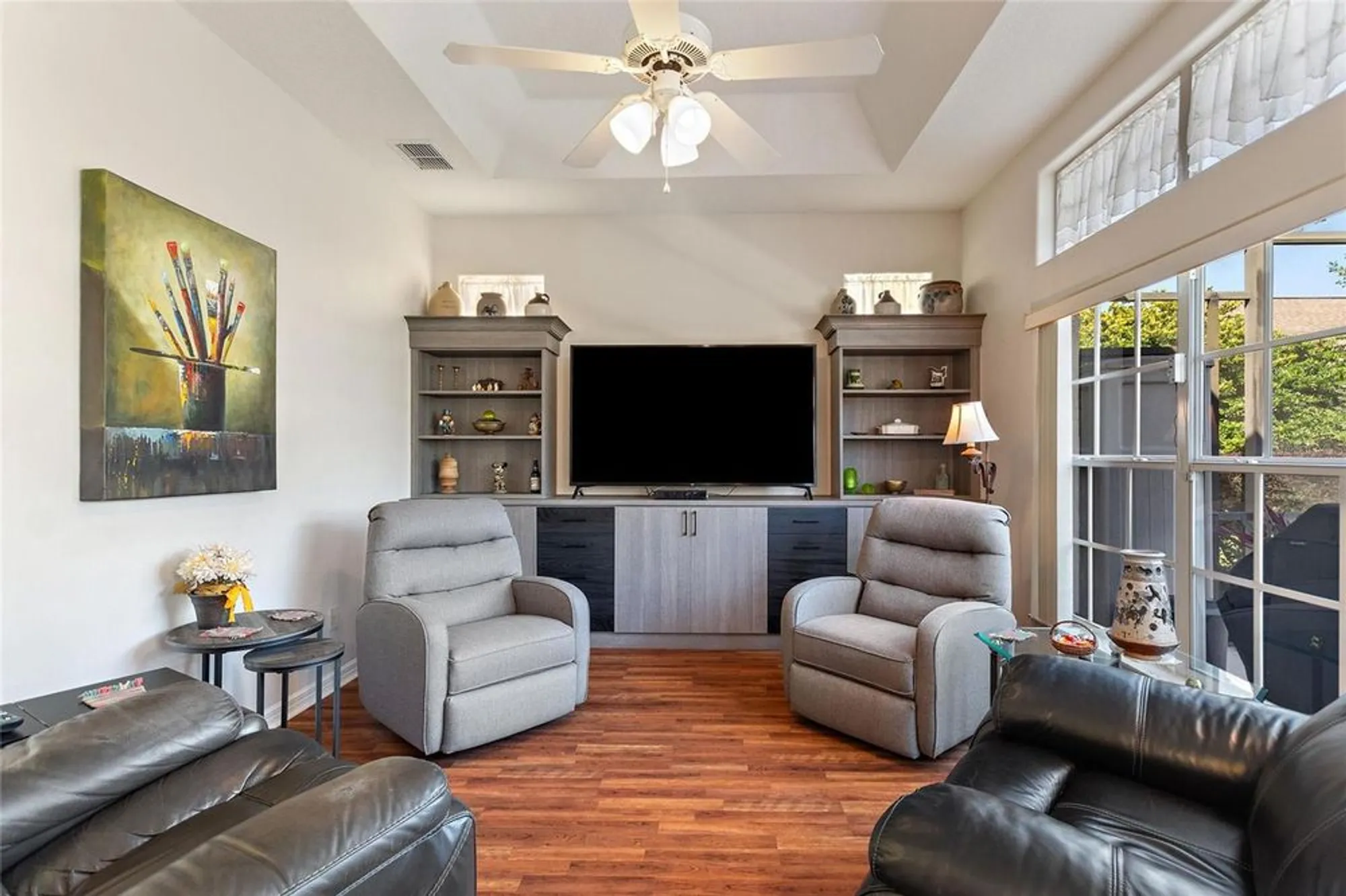 Property Slideshow image 4 of 64 | 100 moss ln, Davenport, FL, 33837