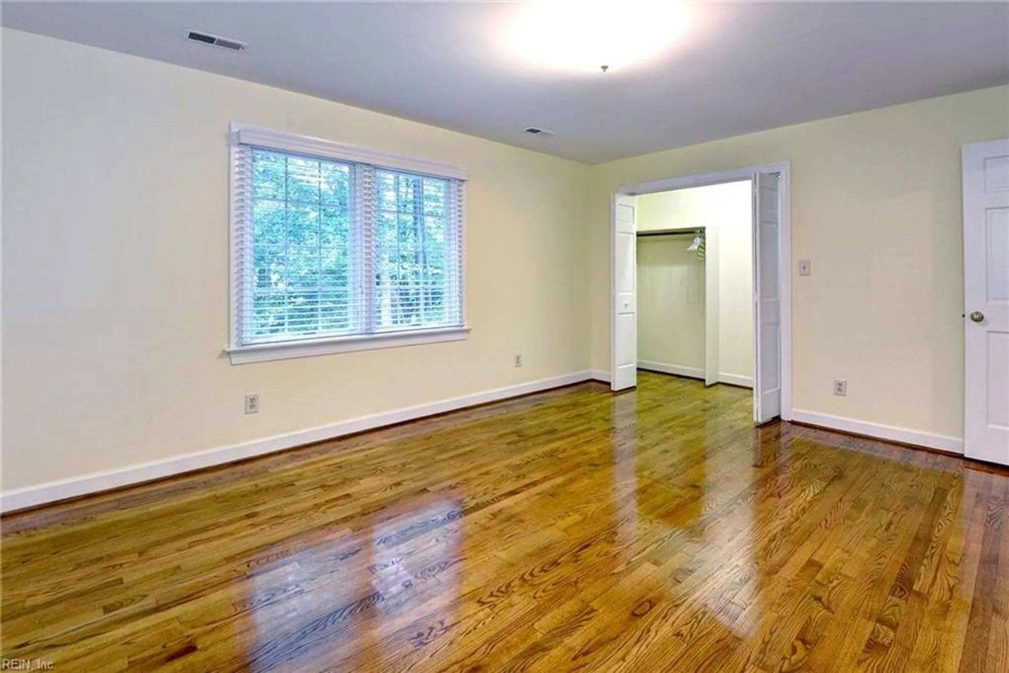 Property Slideshow image 25 of 49 | 207 william barksdale, Williamsburg, VA, 23185